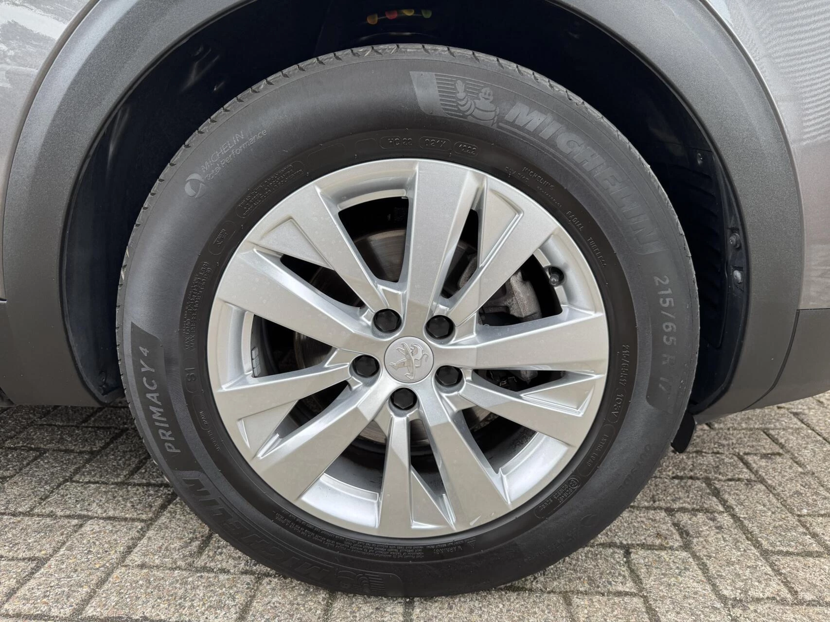 Hoofdafbeelding Peugeot 5008