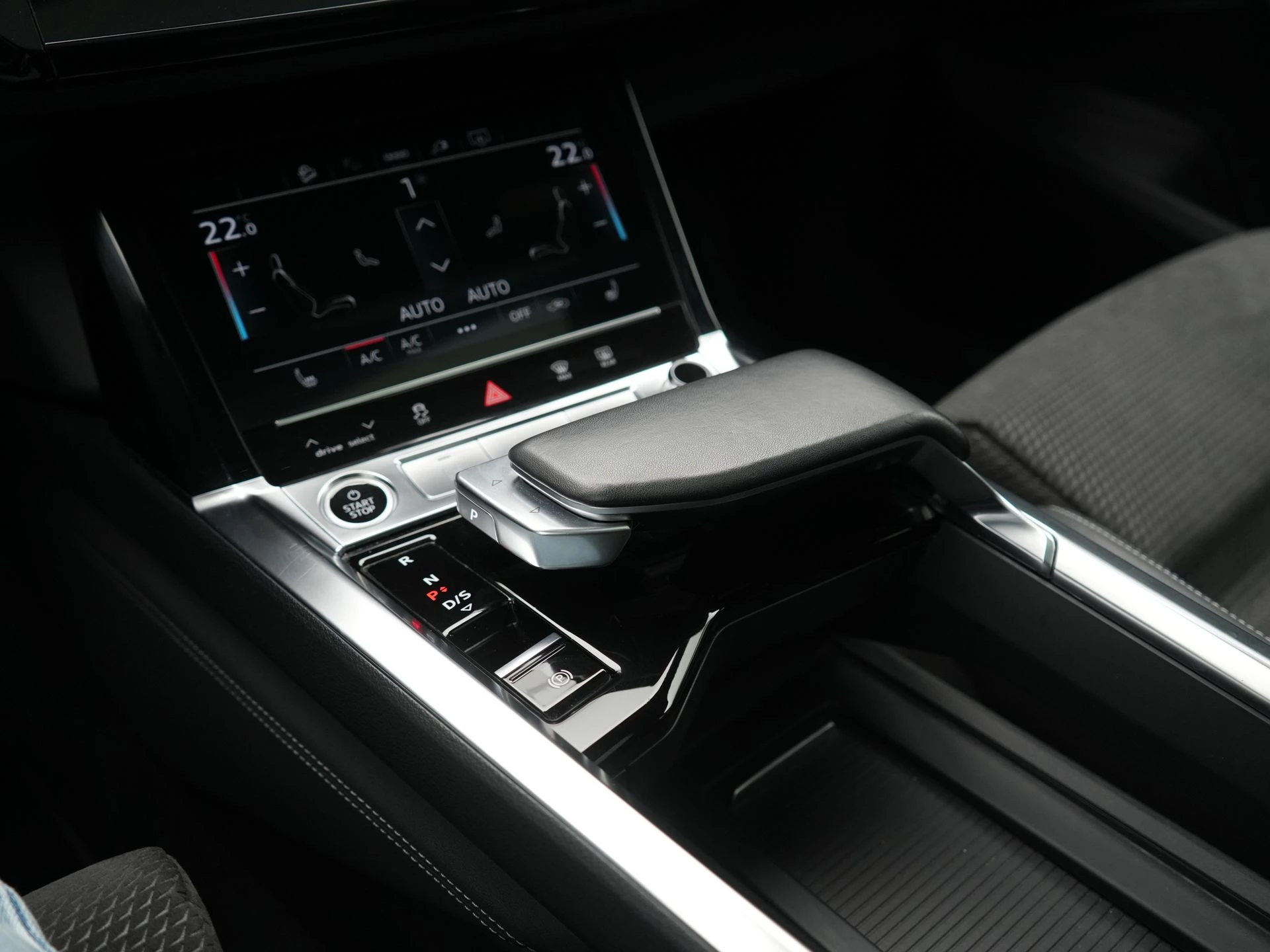 Hoofdafbeelding Audi e-tron