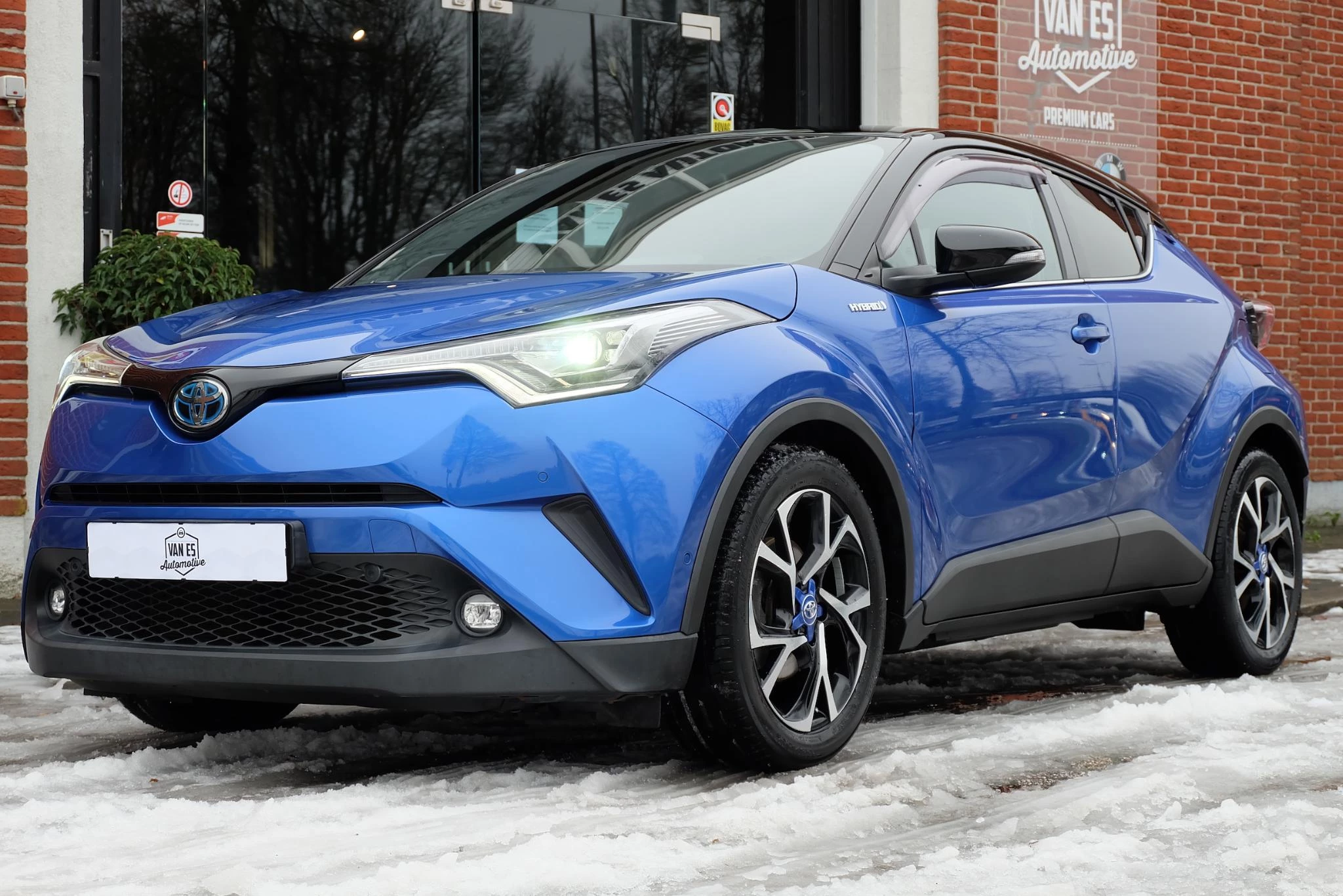 Hoofdafbeelding Toyota C-HR