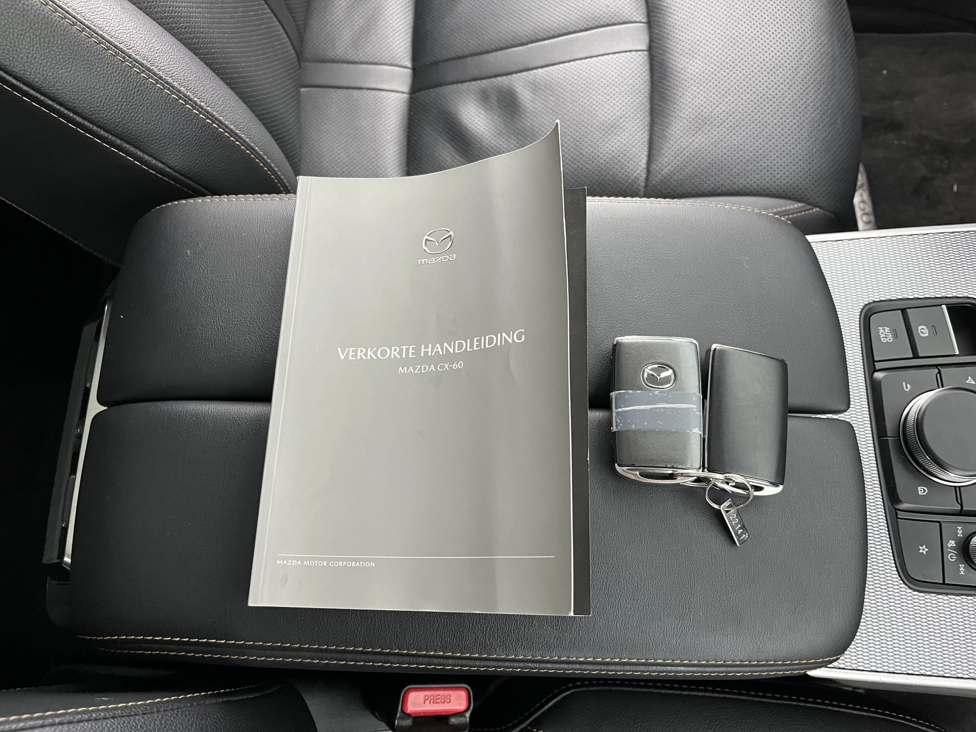 Hoofdafbeelding Mazda CX-60