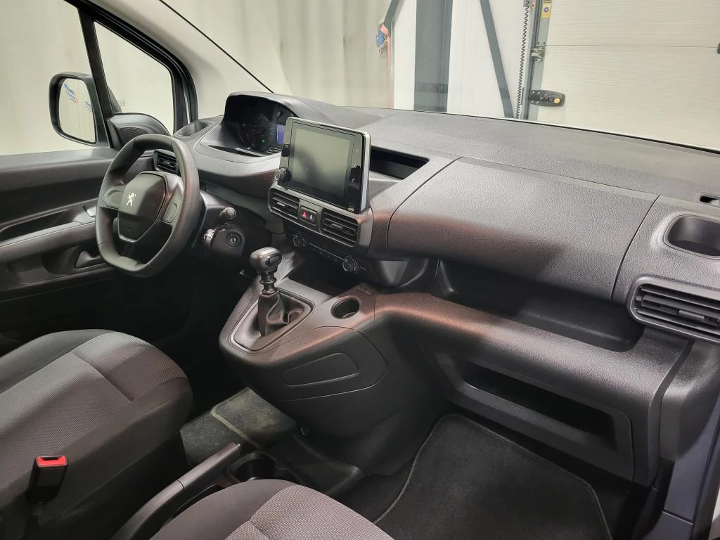 Hoofdafbeelding Peugeot Partner