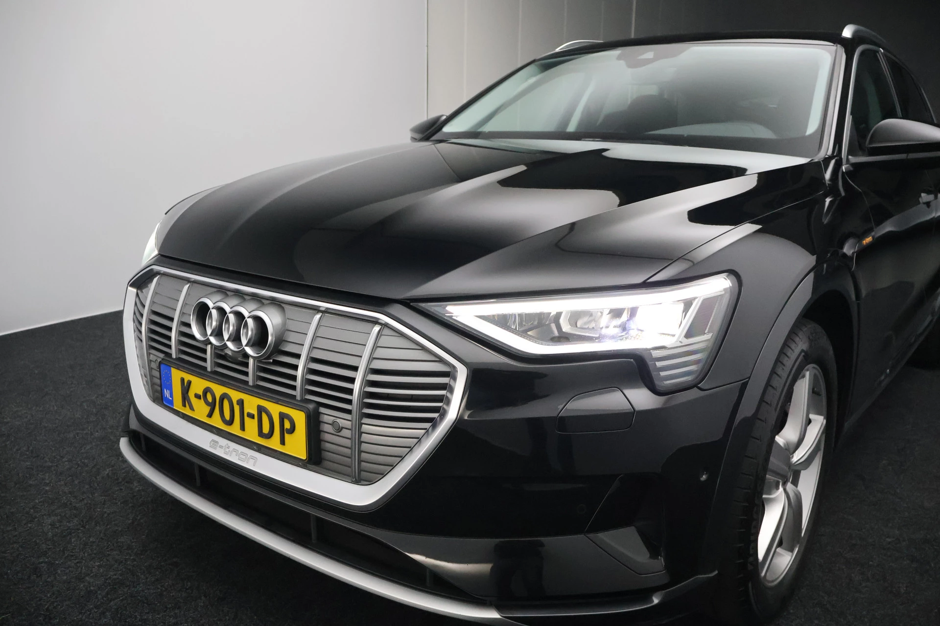 Hoofdafbeelding Audi e-tron