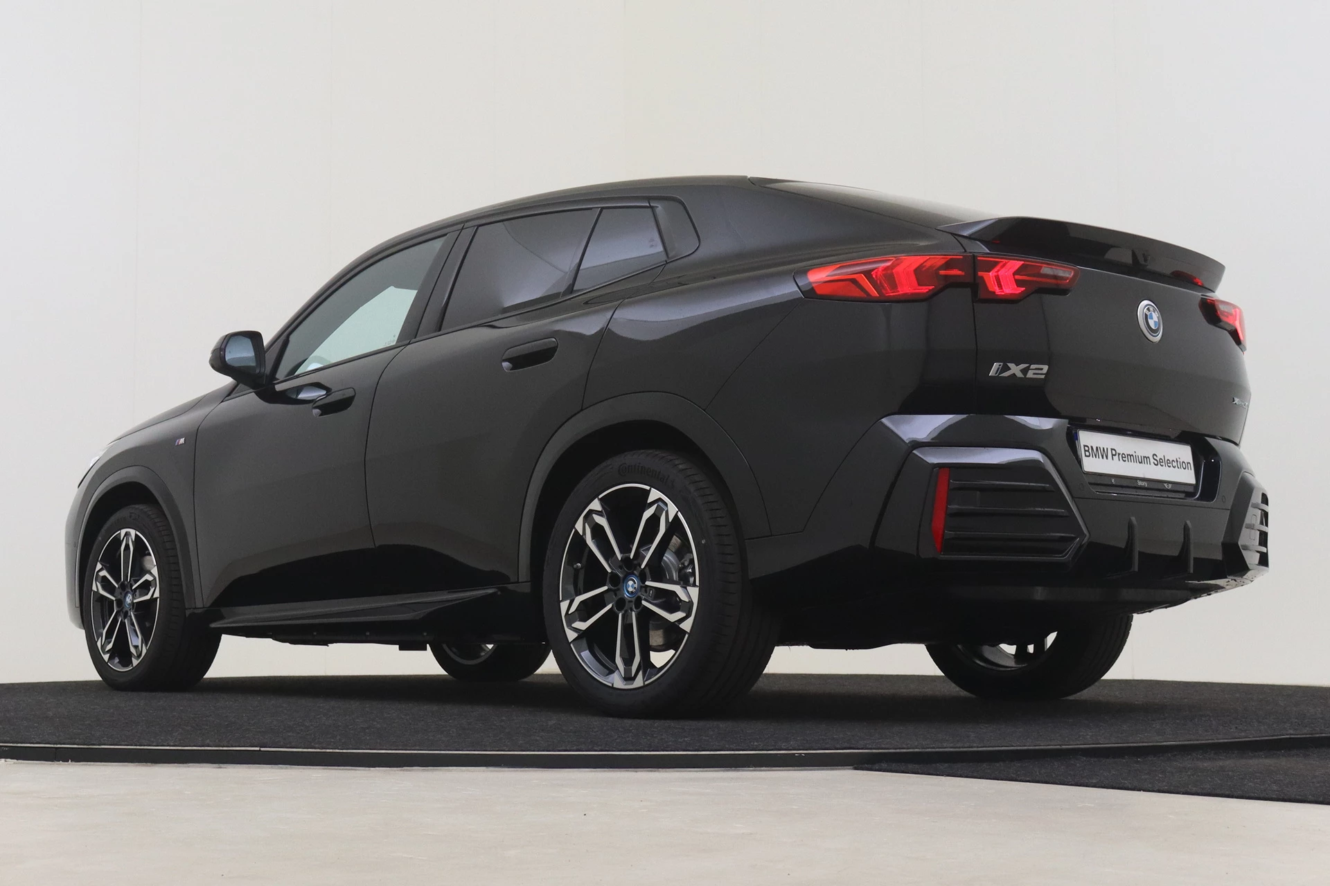 Hoofdafbeelding BMW iX2