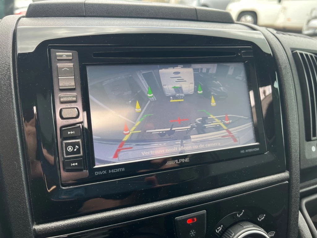 Hoofdafbeelding Adria Twin 640 Slb Plus Enkele Bedden 2x Airco