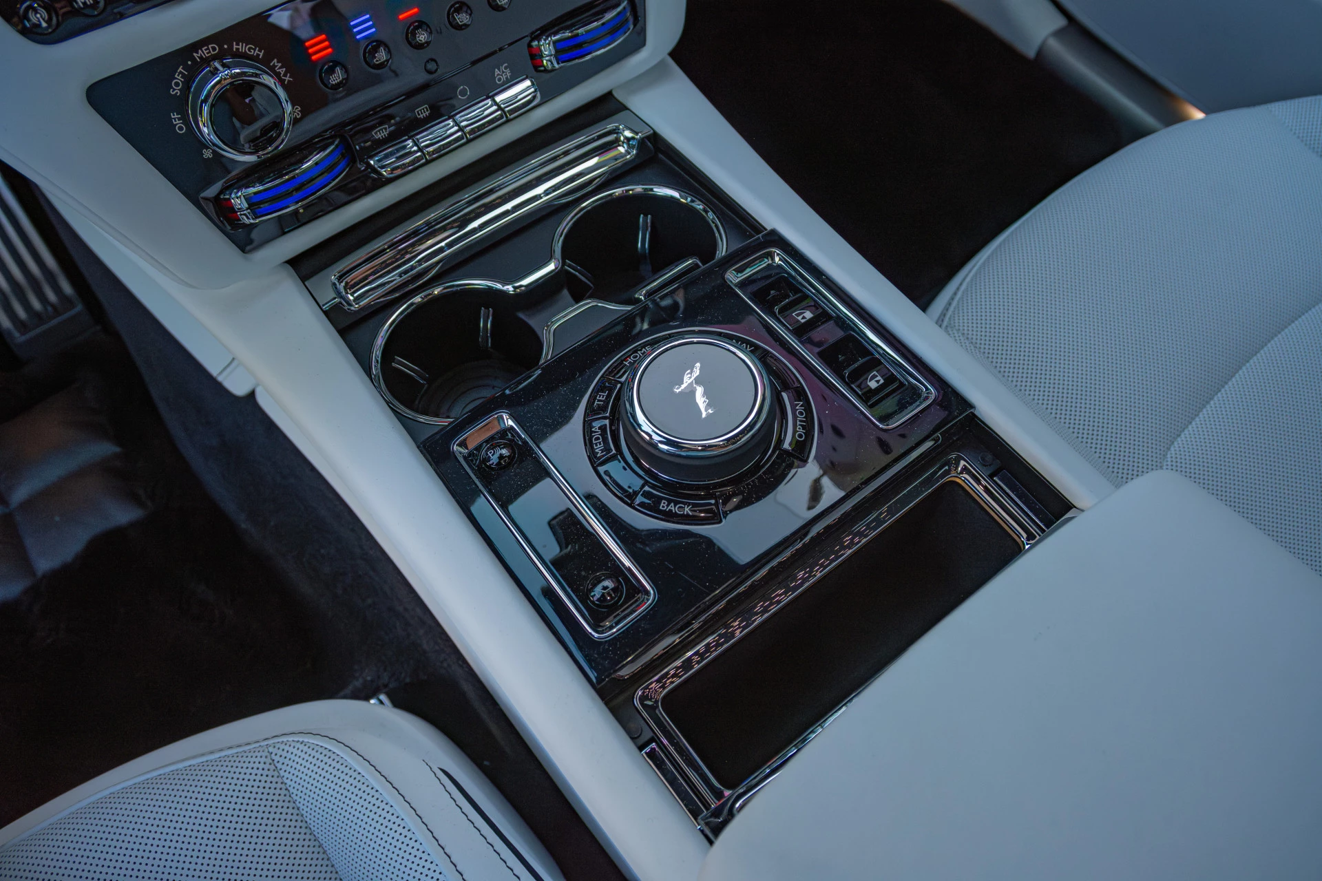 Hoofdafbeelding Rolls-Royce Spectre