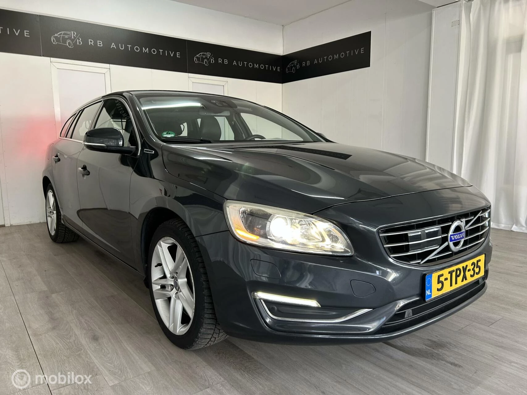 Hoofdafbeelding Volvo V60