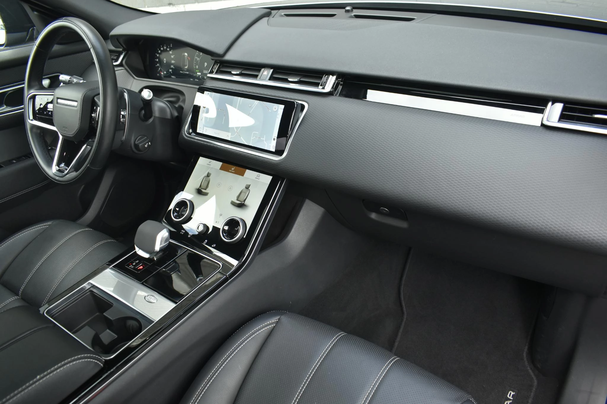 Hoofdafbeelding Land Rover Range Rover Velar