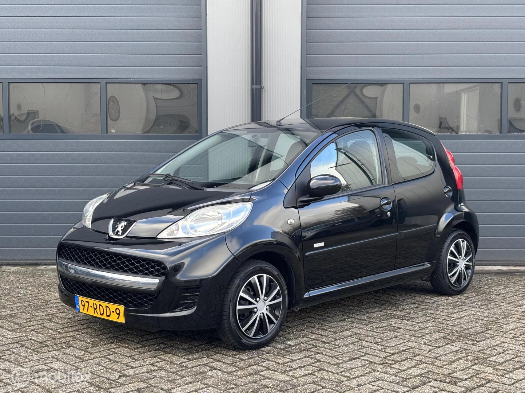 Hoofdafbeelding Peugeot 107
