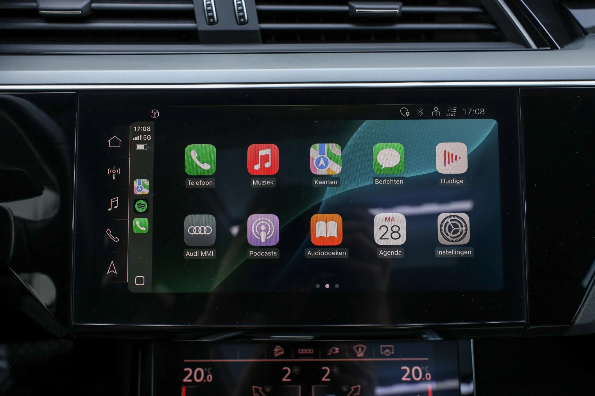 Hoofdafbeelding Audi e-tron