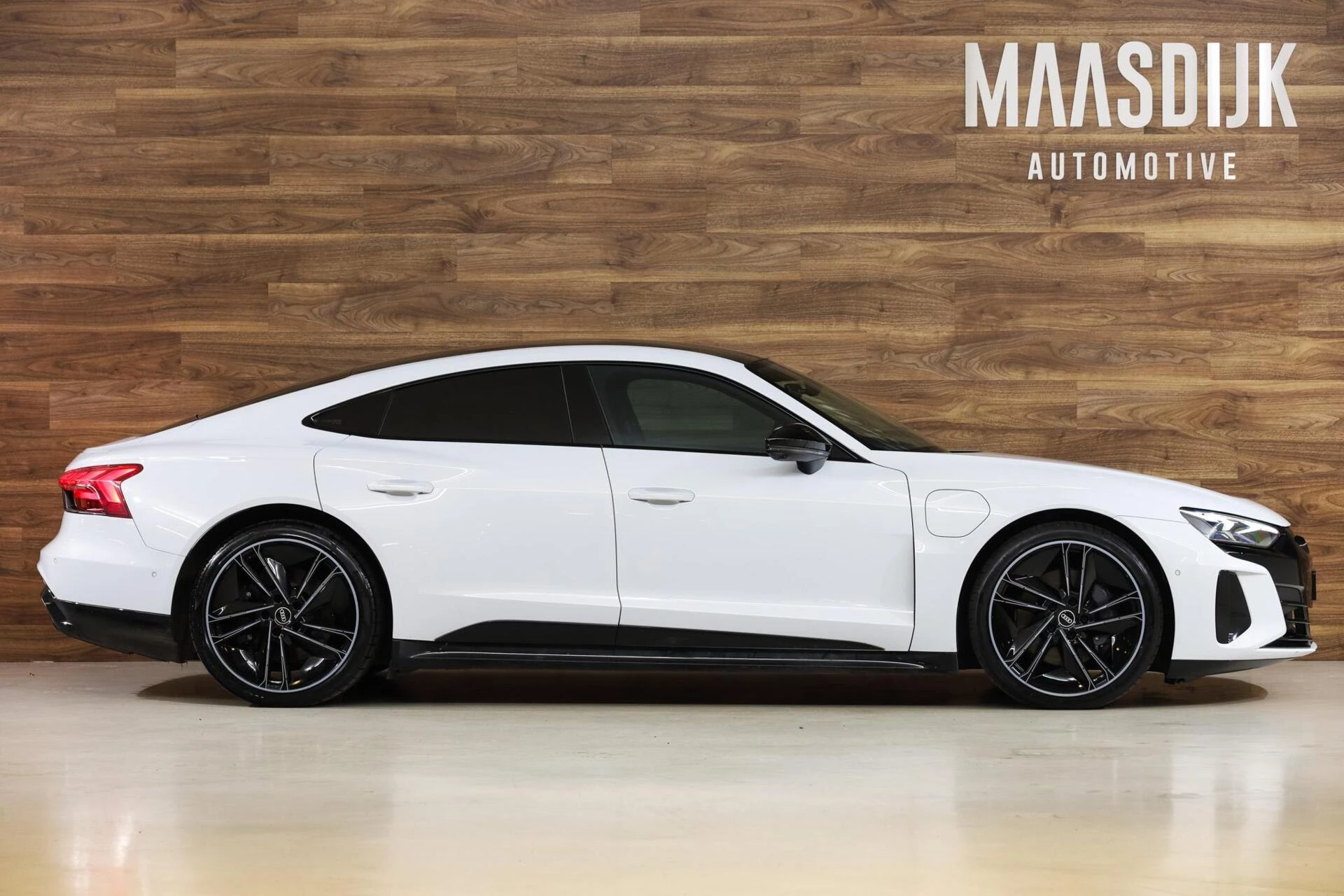 Hoofdafbeelding Audi e-tron GT