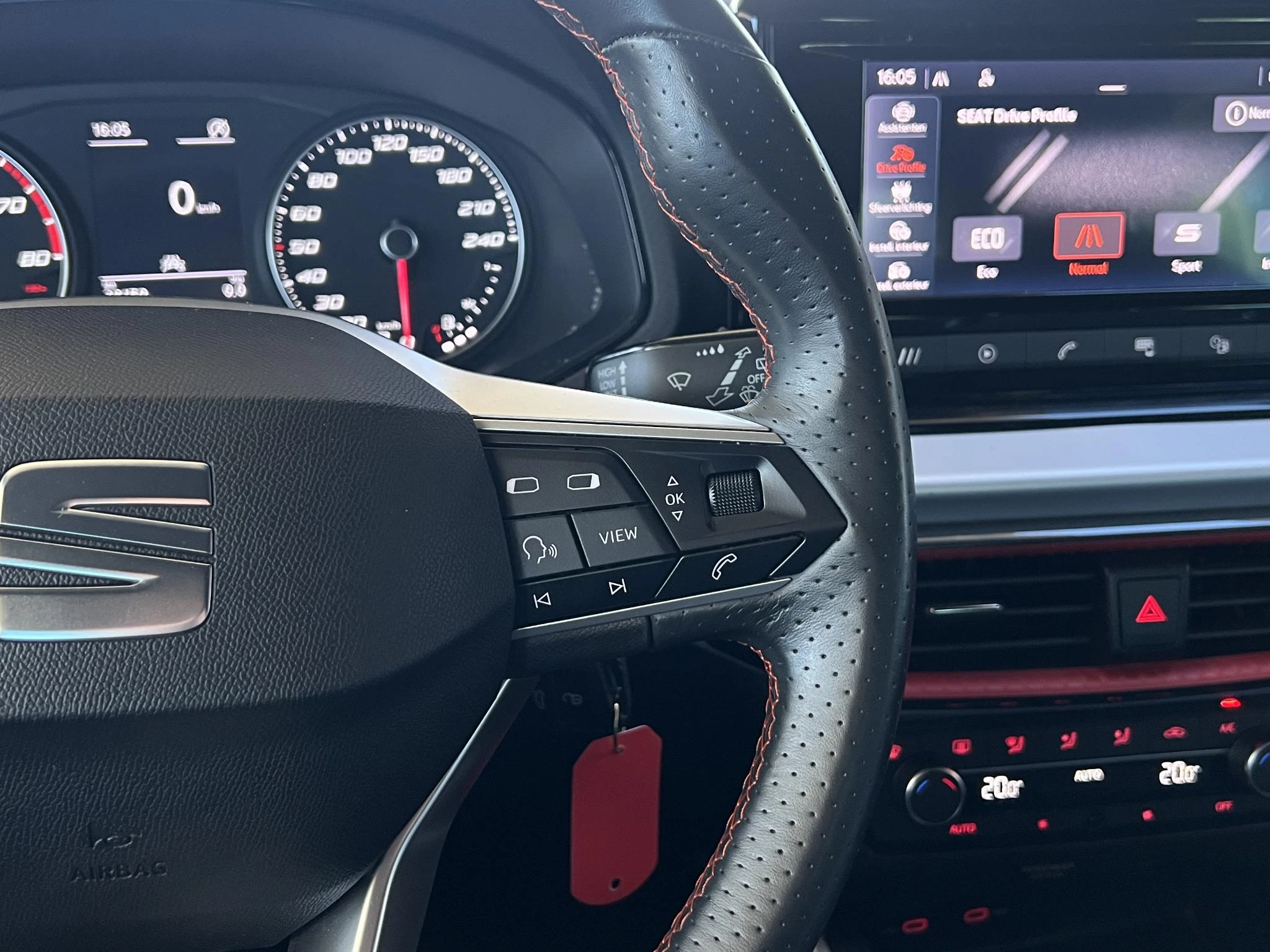 Hoofdafbeelding SEAT Arona