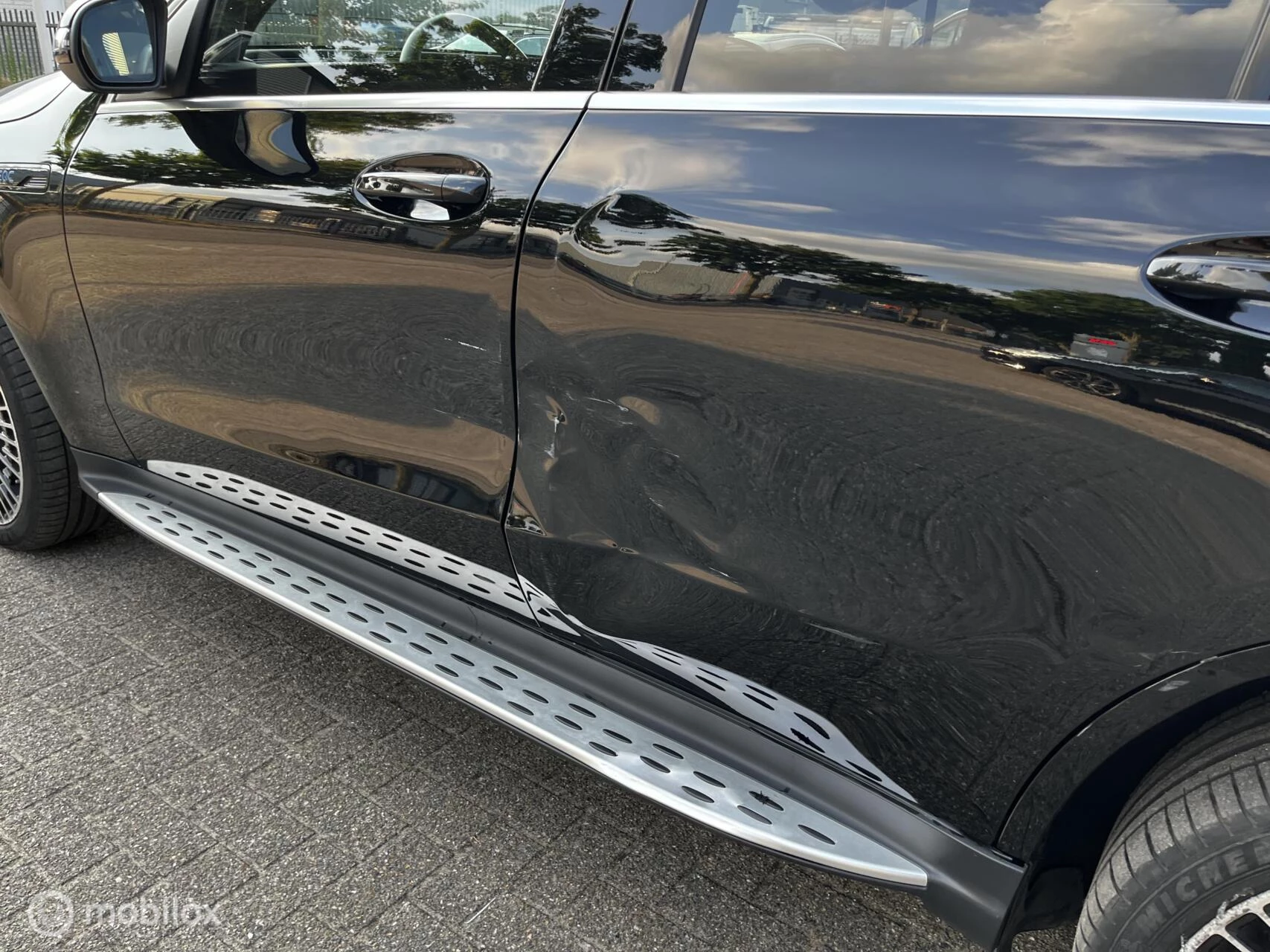 Hoofdafbeelding Mercedes-Benz EQC