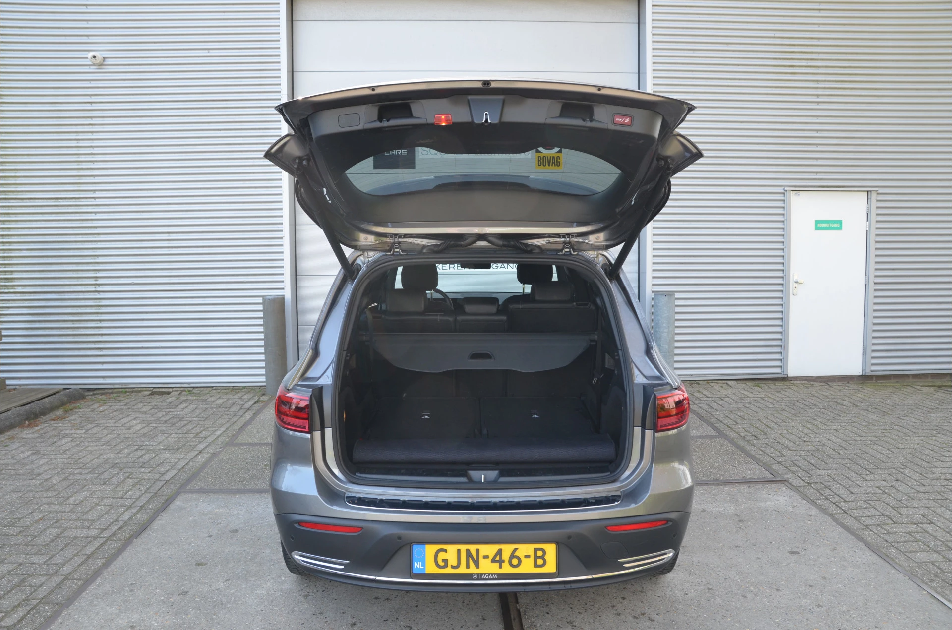 Hoofdafbeelding Mercedes-Benz EQB