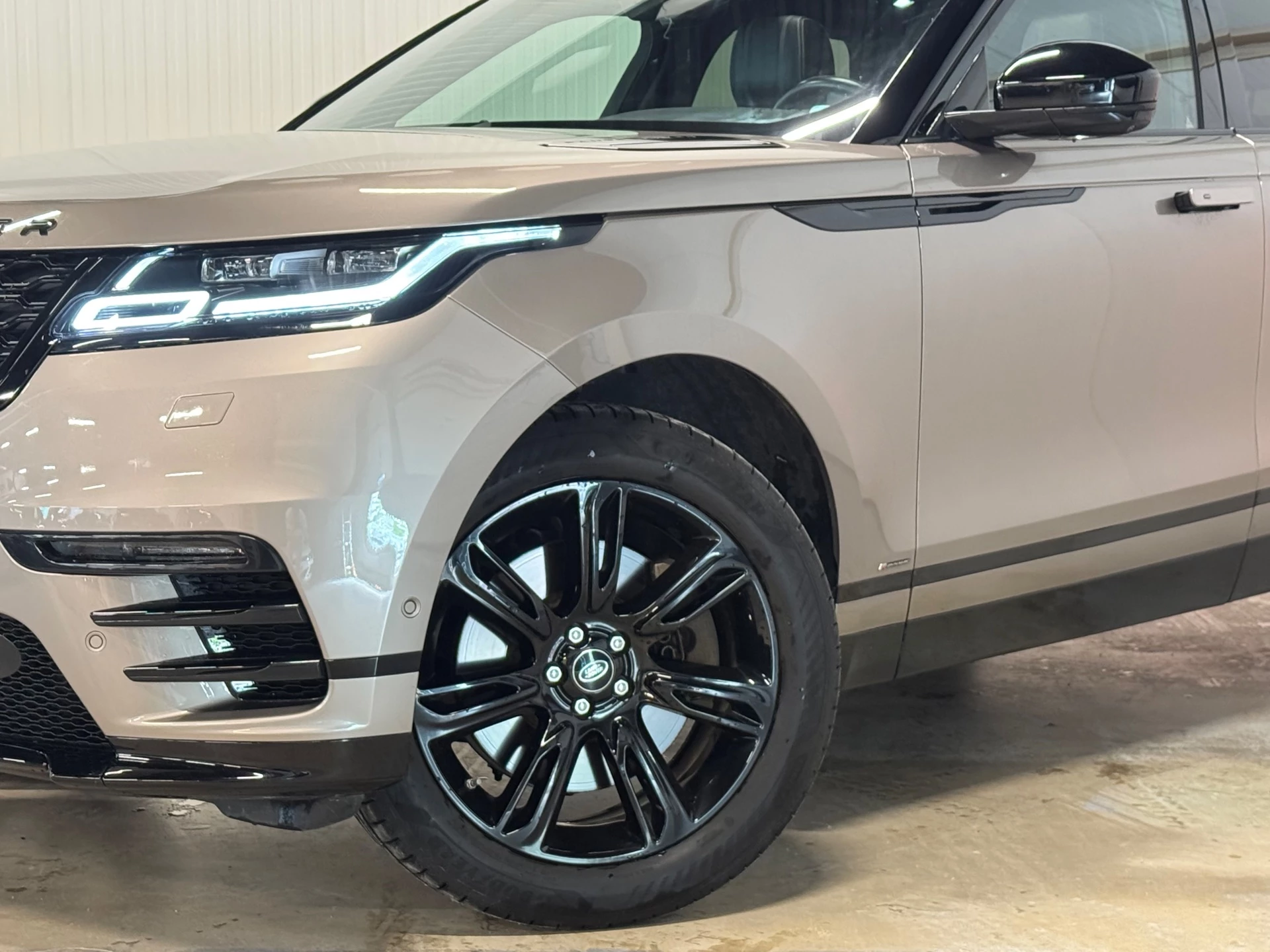 Hoofdafbeelding Land Rover Range Rover Velar