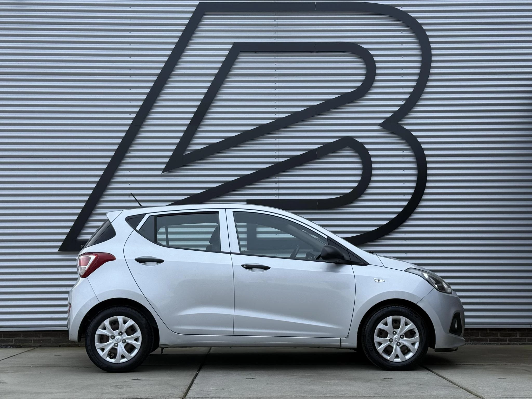 Hoofdafbeelding Hyundai i10