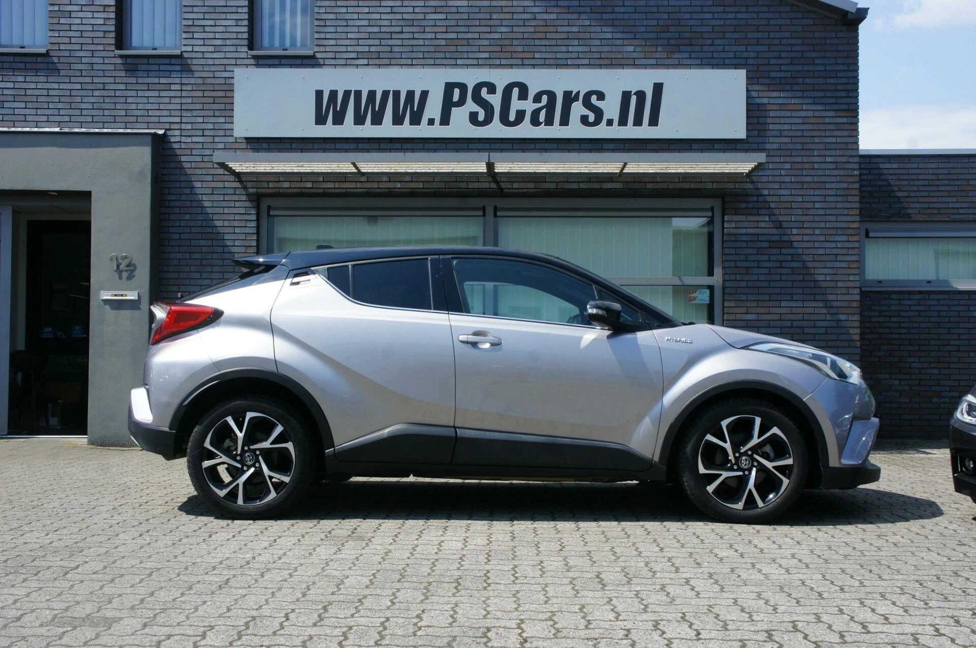 Hoofdafbeelding Toyota C-HR