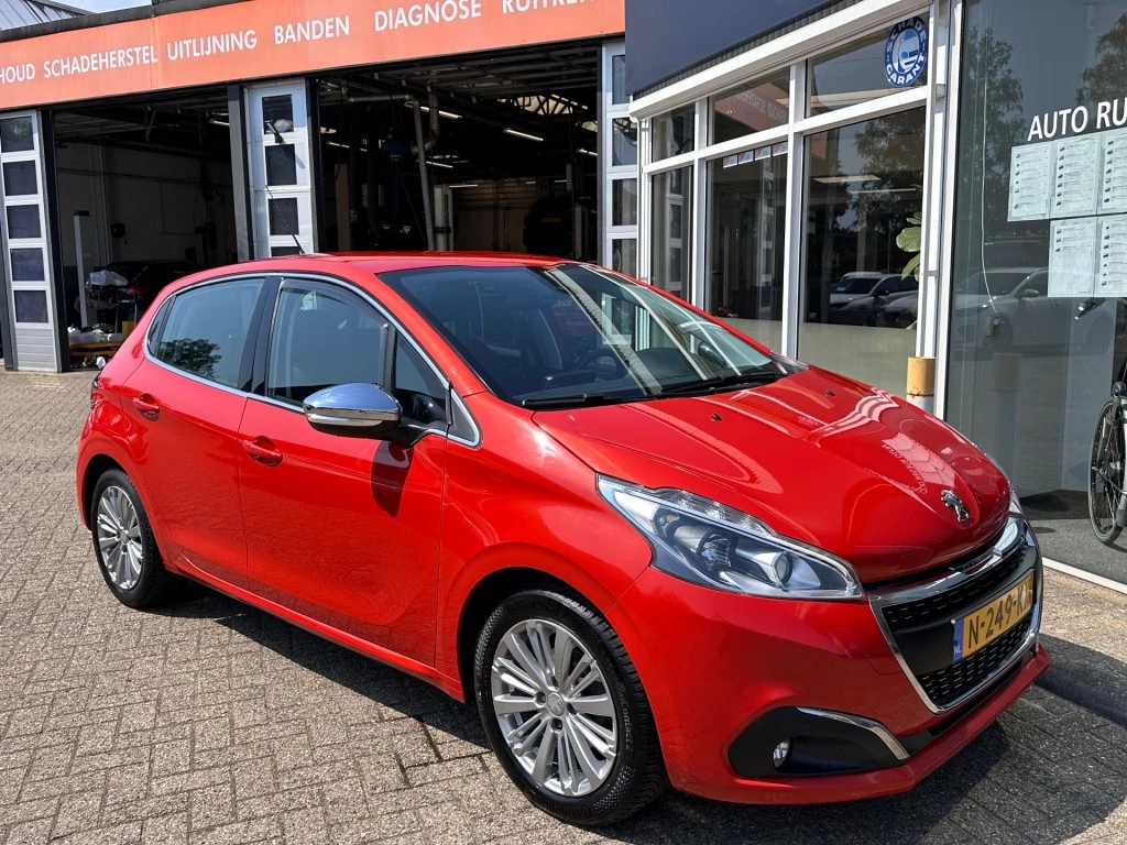 Hoofdafbeelding Peugeot 208