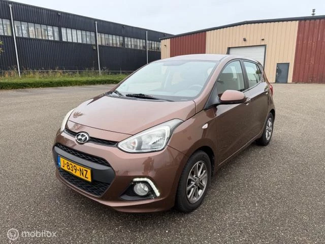 Hoofdafbeelding Hyundai i10