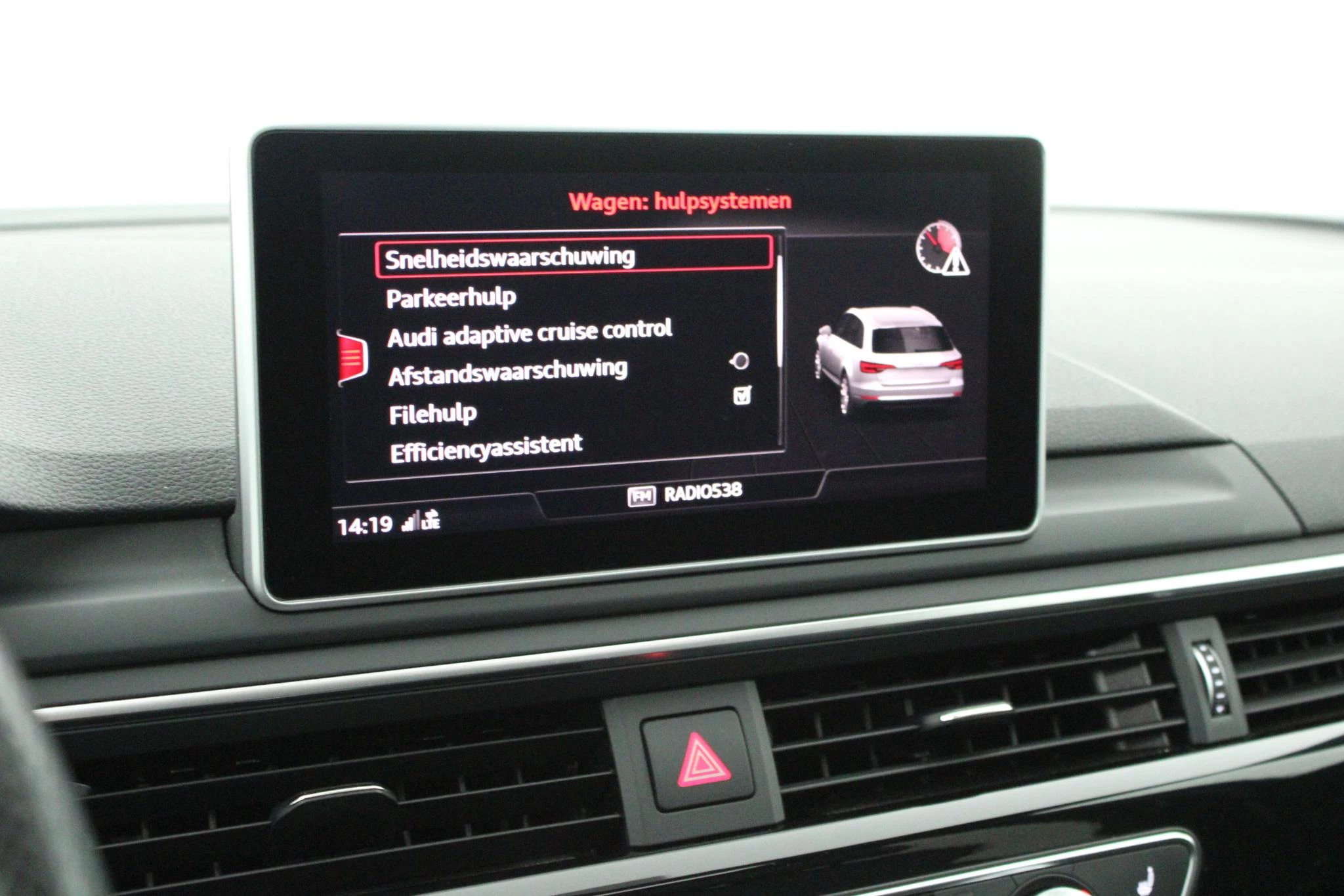 Hoofdafbeelding Audi A4