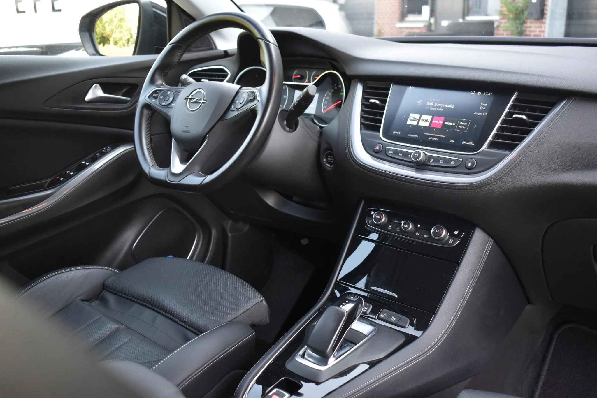 Hoofdafbeelding Opel Grandland X
