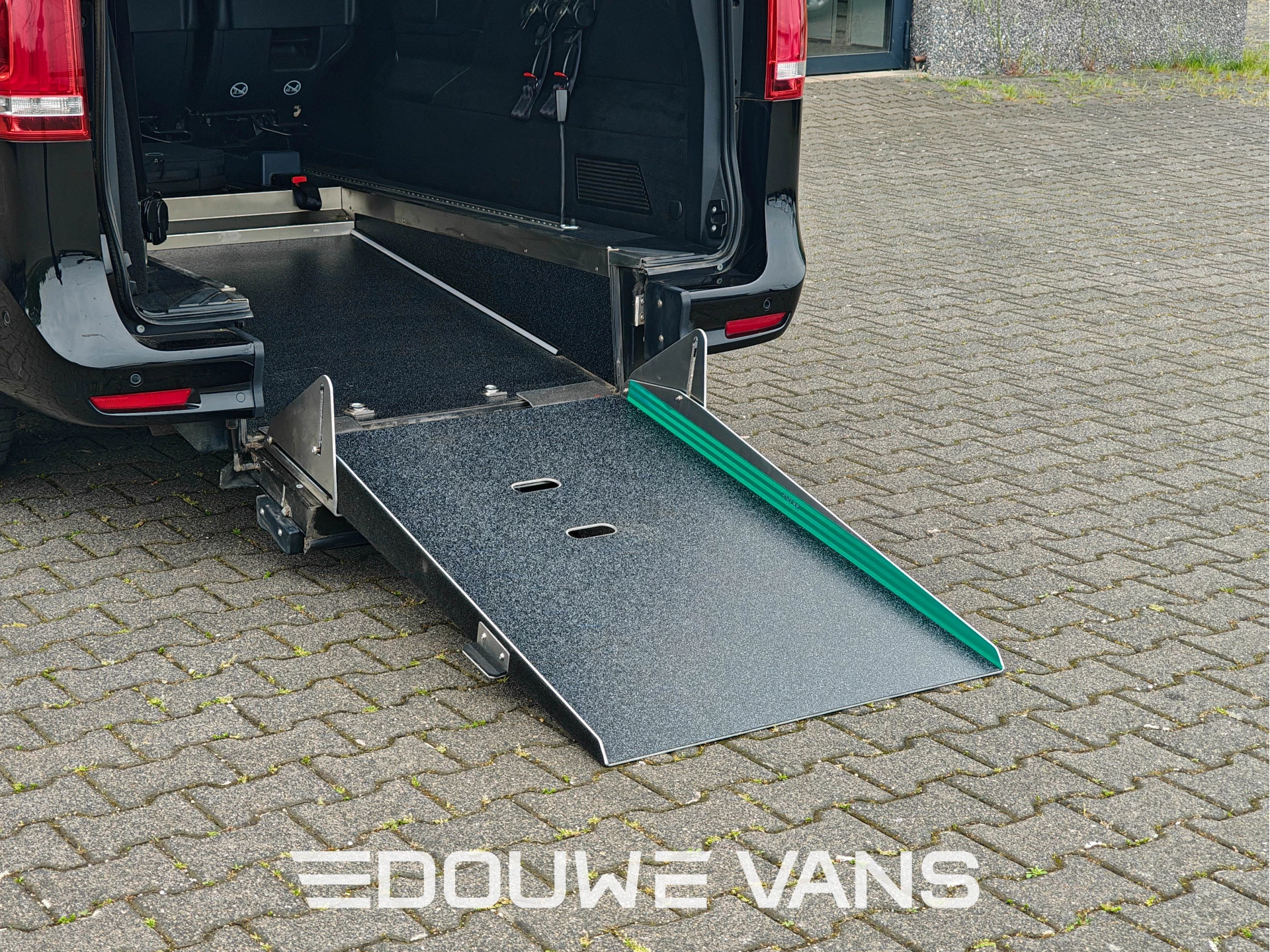 Hoofdafbeelding Mercedes-Benz EQV