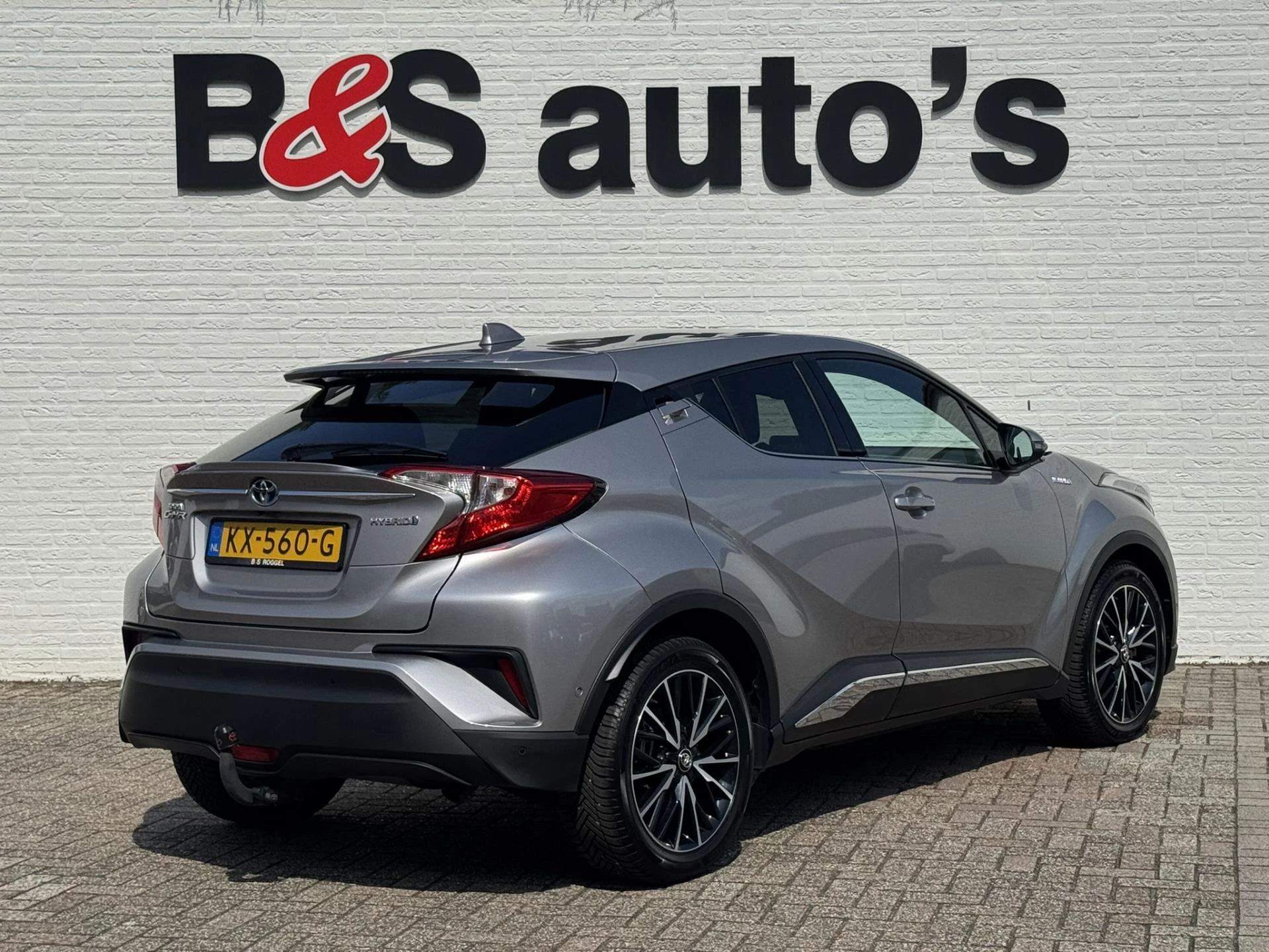 Hoofdafbeelding Toyota C-HR