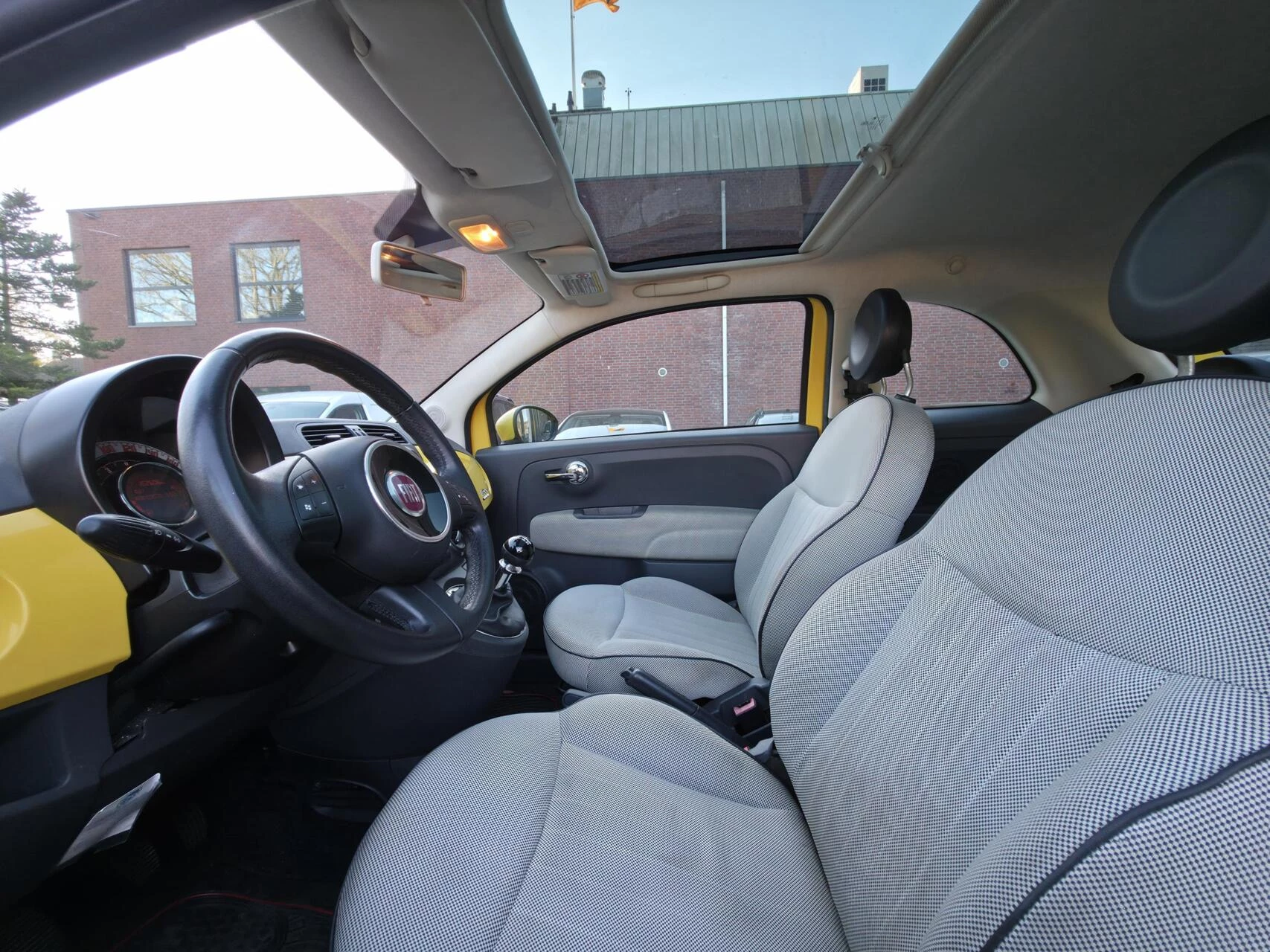 Hoofdafbeelding Fiat 500