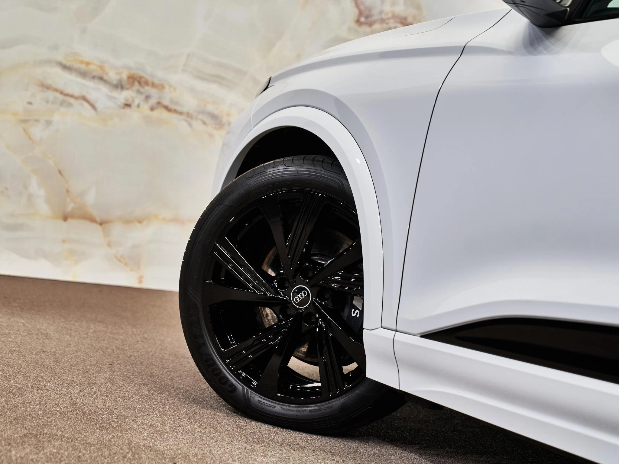 Hoofdafbeelding Audi SQ6