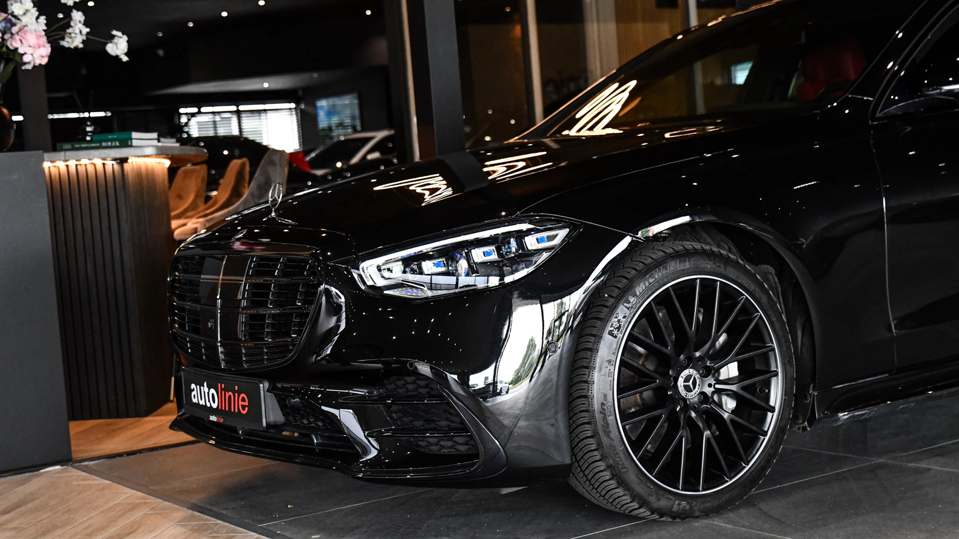 Hoofdafbeelding Mercedes-Benz S-Klasse