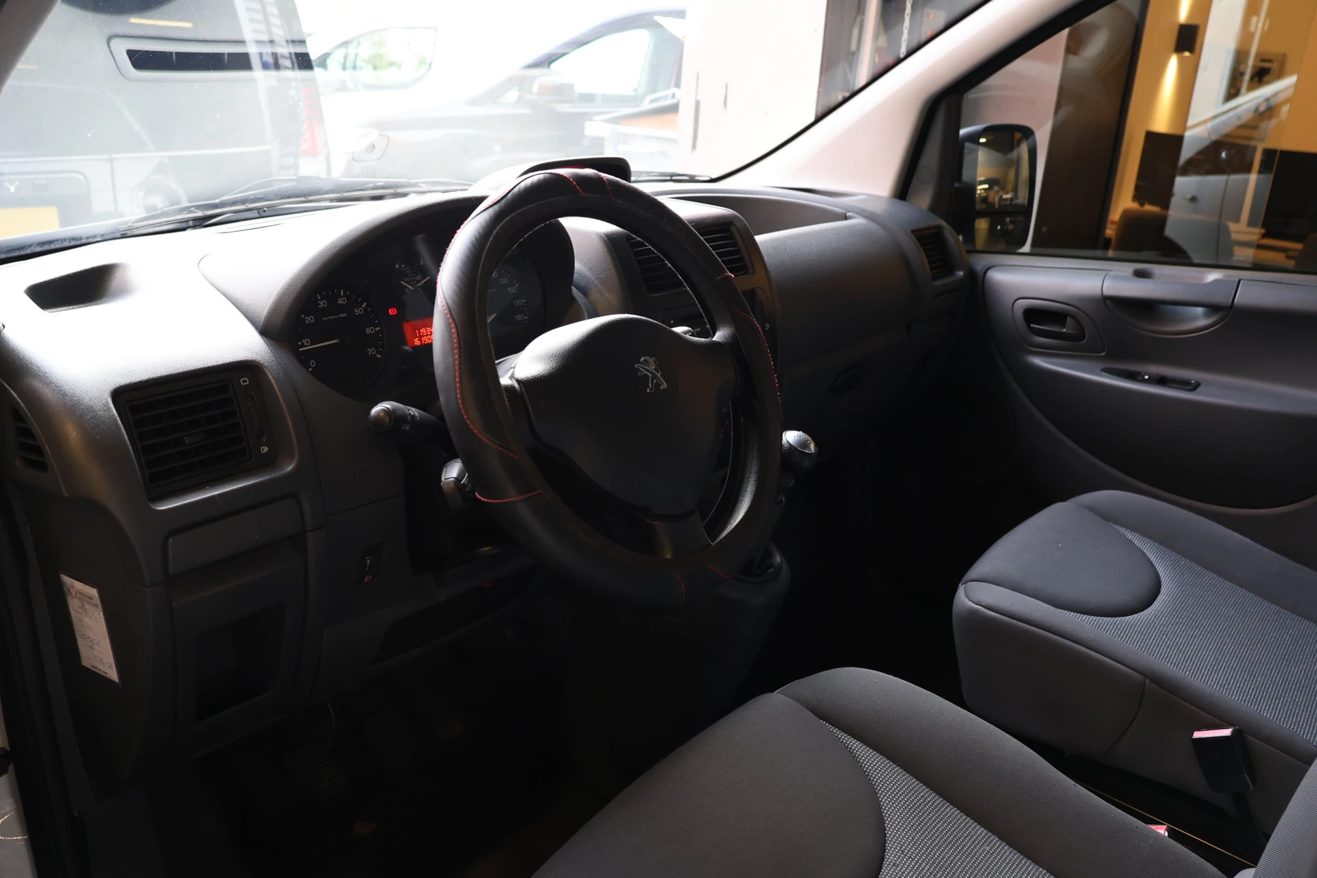 Hoofdafbeelding Peugeot Expert