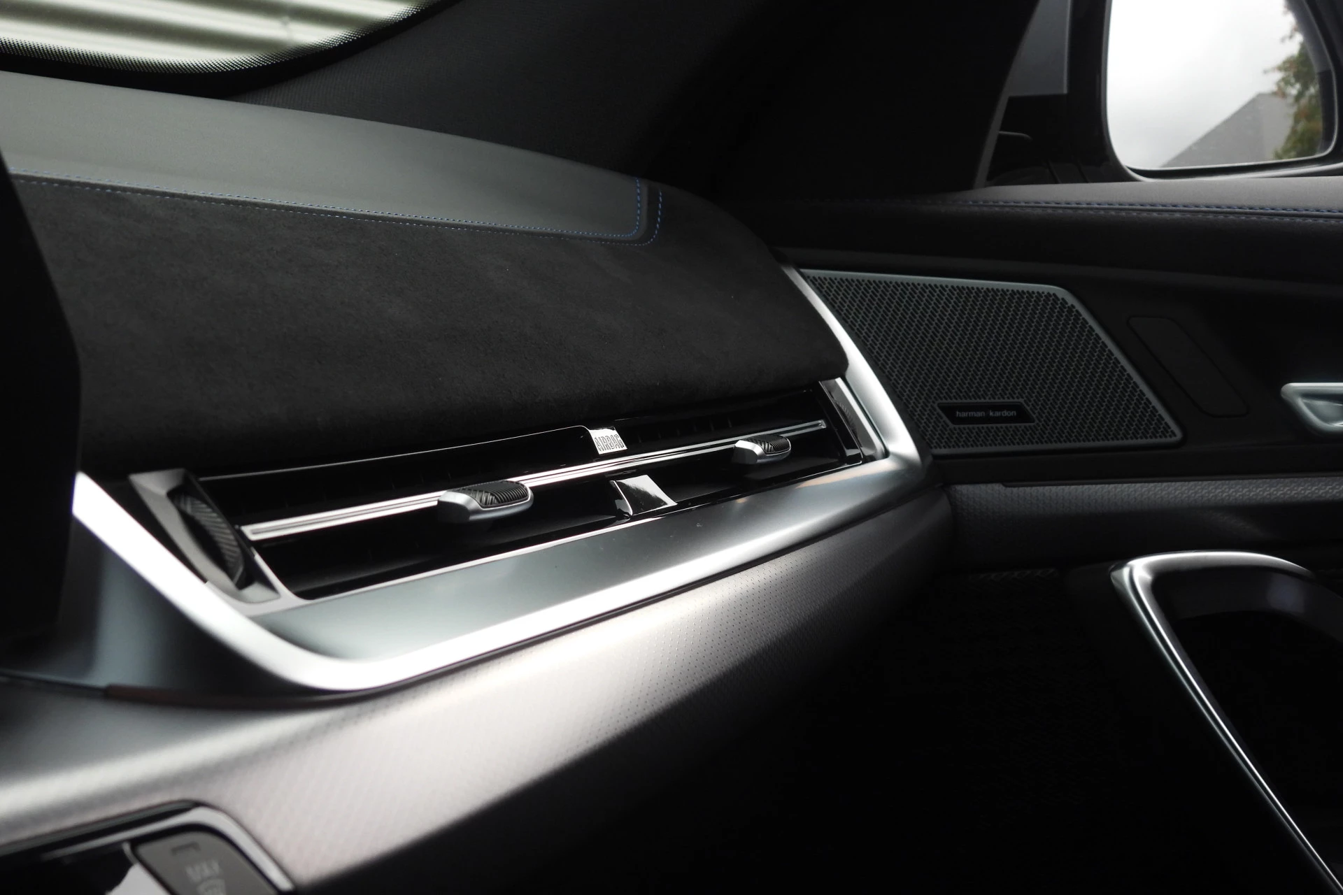 Hoofdafbeelding BMW iX2