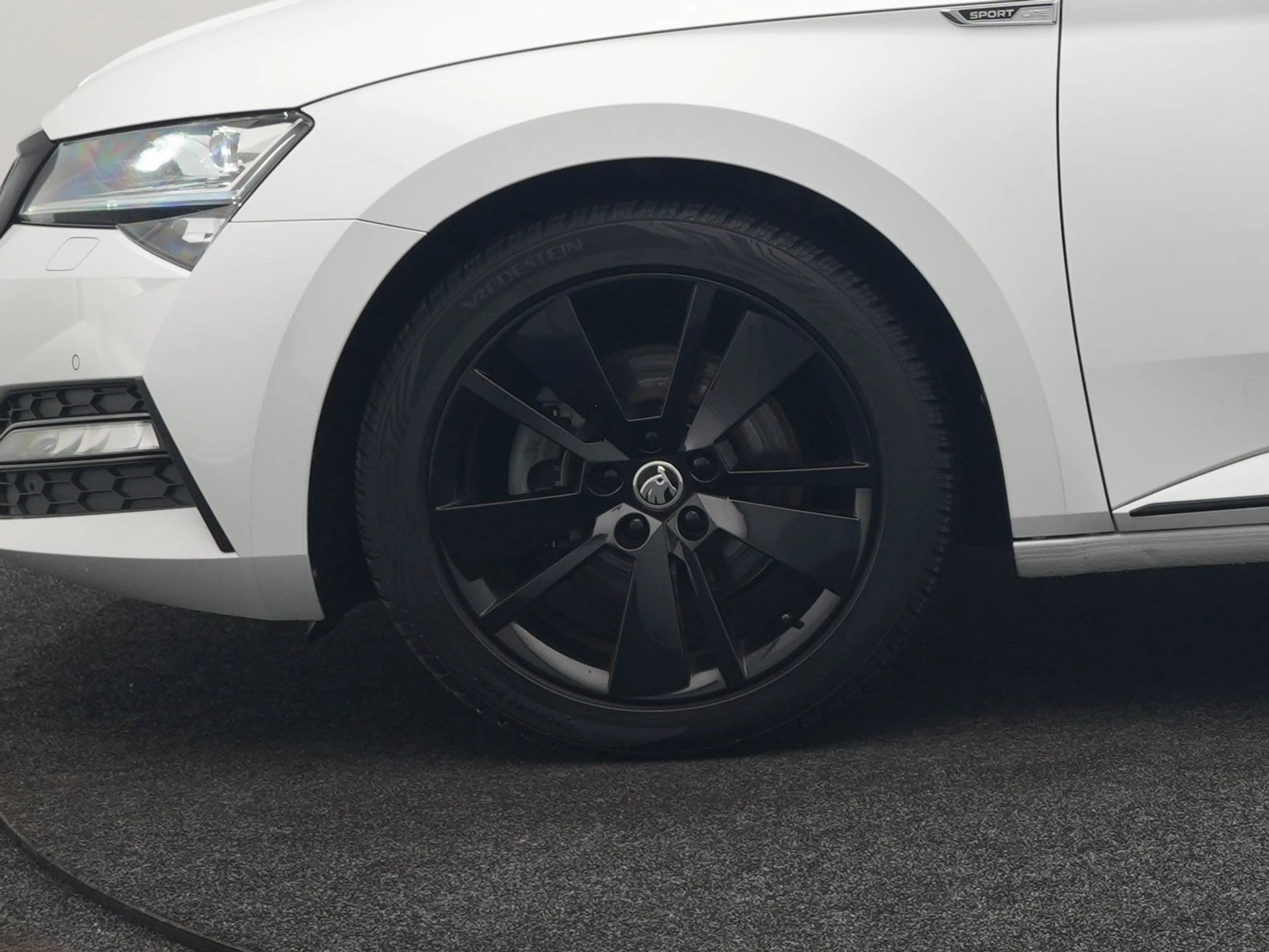 Hoofdafbeelding Škoda Superb