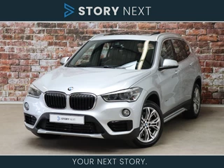 BMW X1 xDrive20i High Executive Sport Line Automaat / Panoramadak / Head-Up Display / Cruise Control / Navigatie Plus / DAB / Leder / Parkeersensoren / Comfort Access / Stoelverwarming / Hifi / Lichtpakket / Climate Control / 18 Inch
