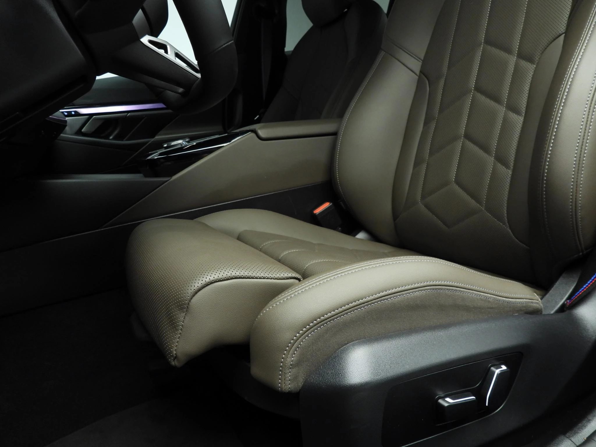 Hoofdafbeelding BMW i5