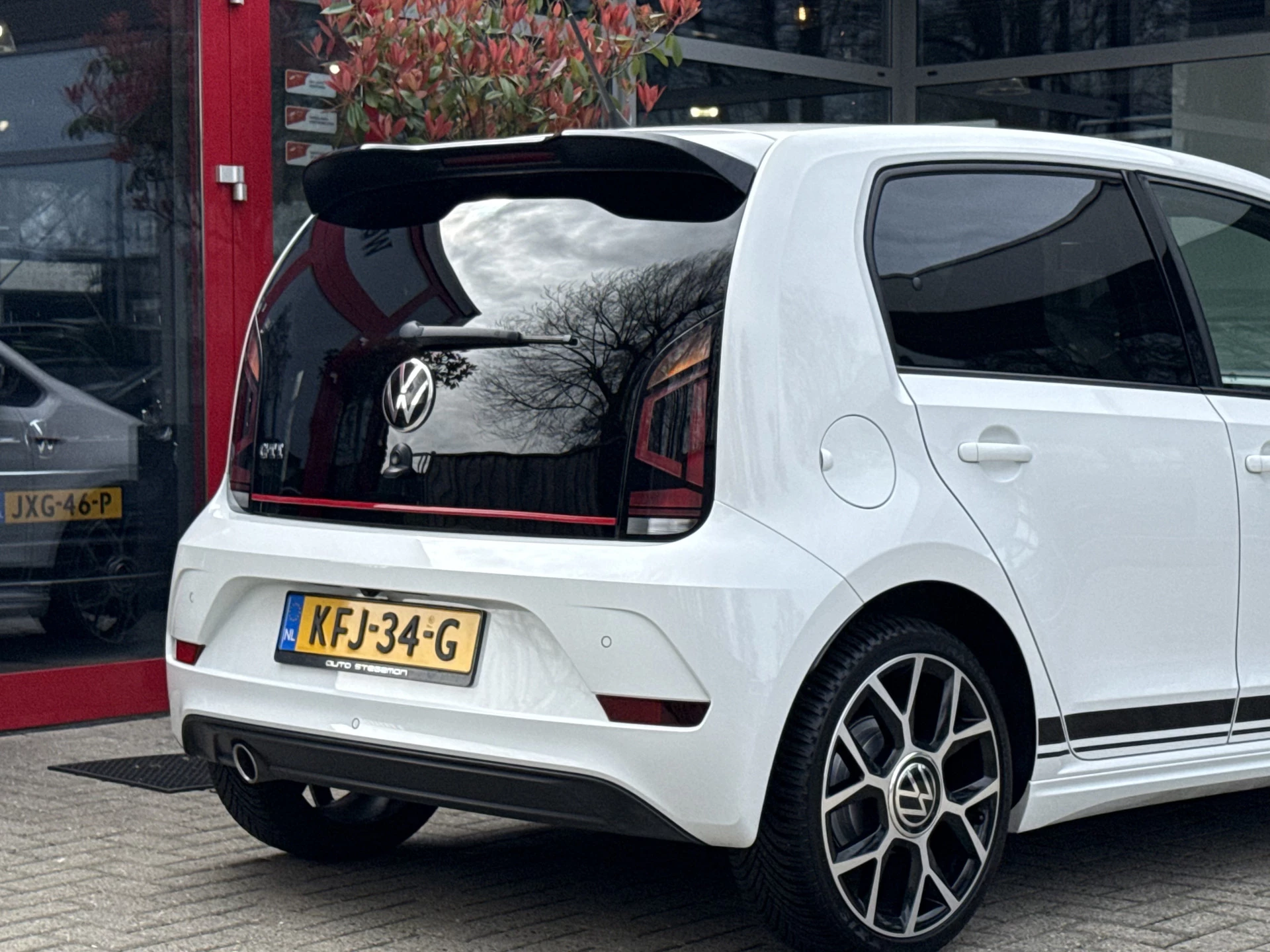 Hoofdafbeelding Volkswagen up!