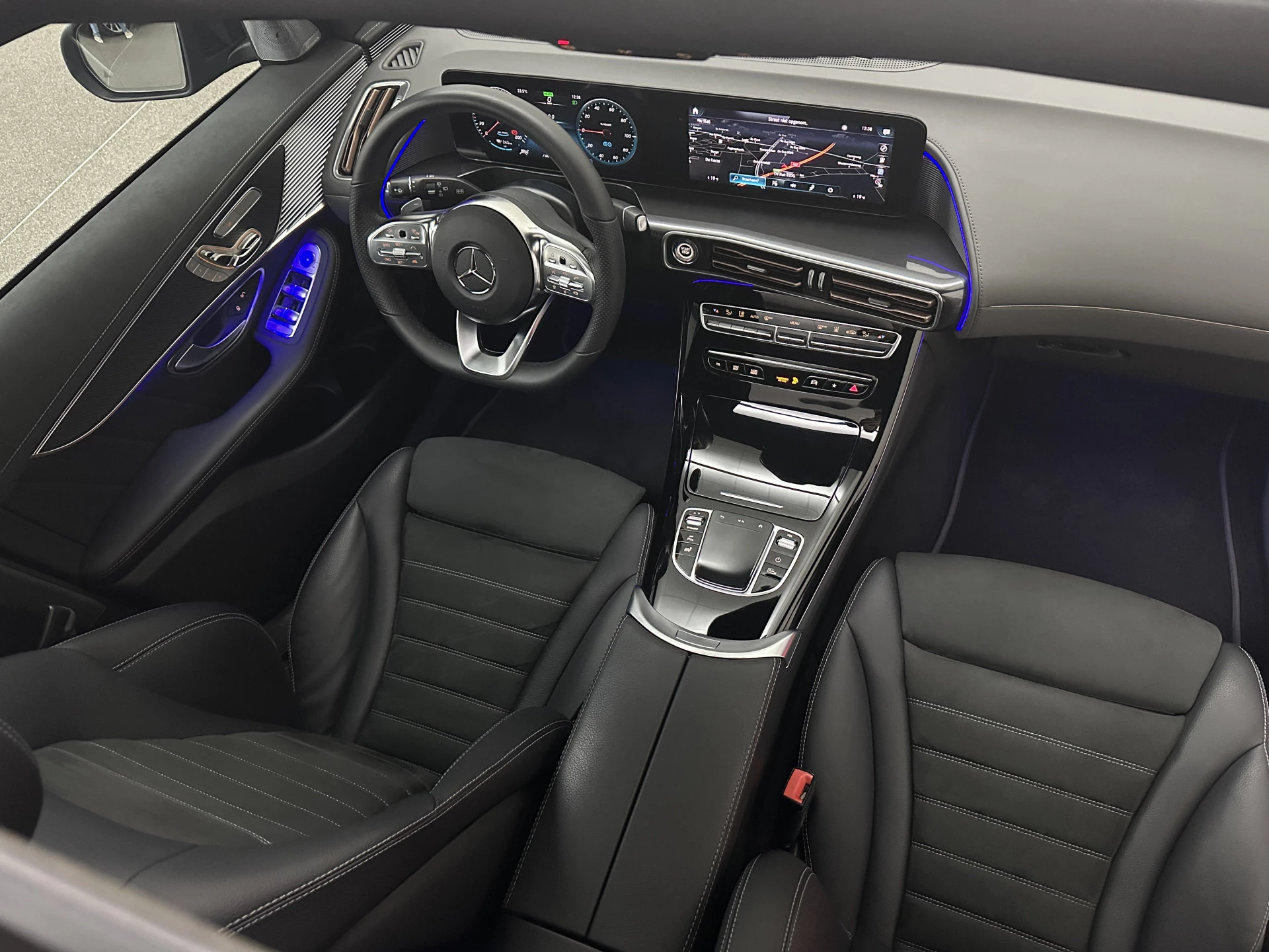 Hoofdafbeelding Mercedes-Benz EQC