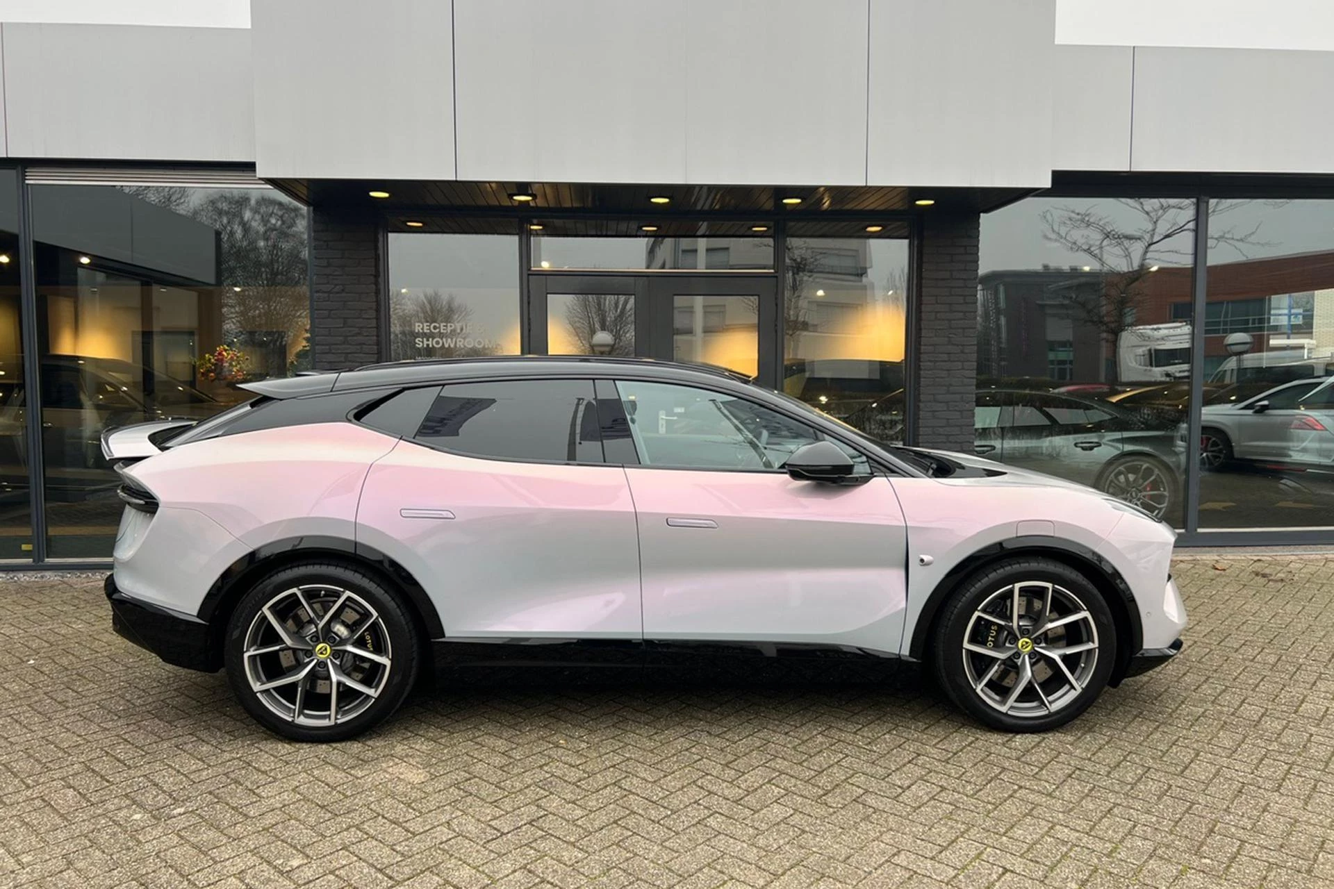 Hoofdafbeelding Lotus Eletre