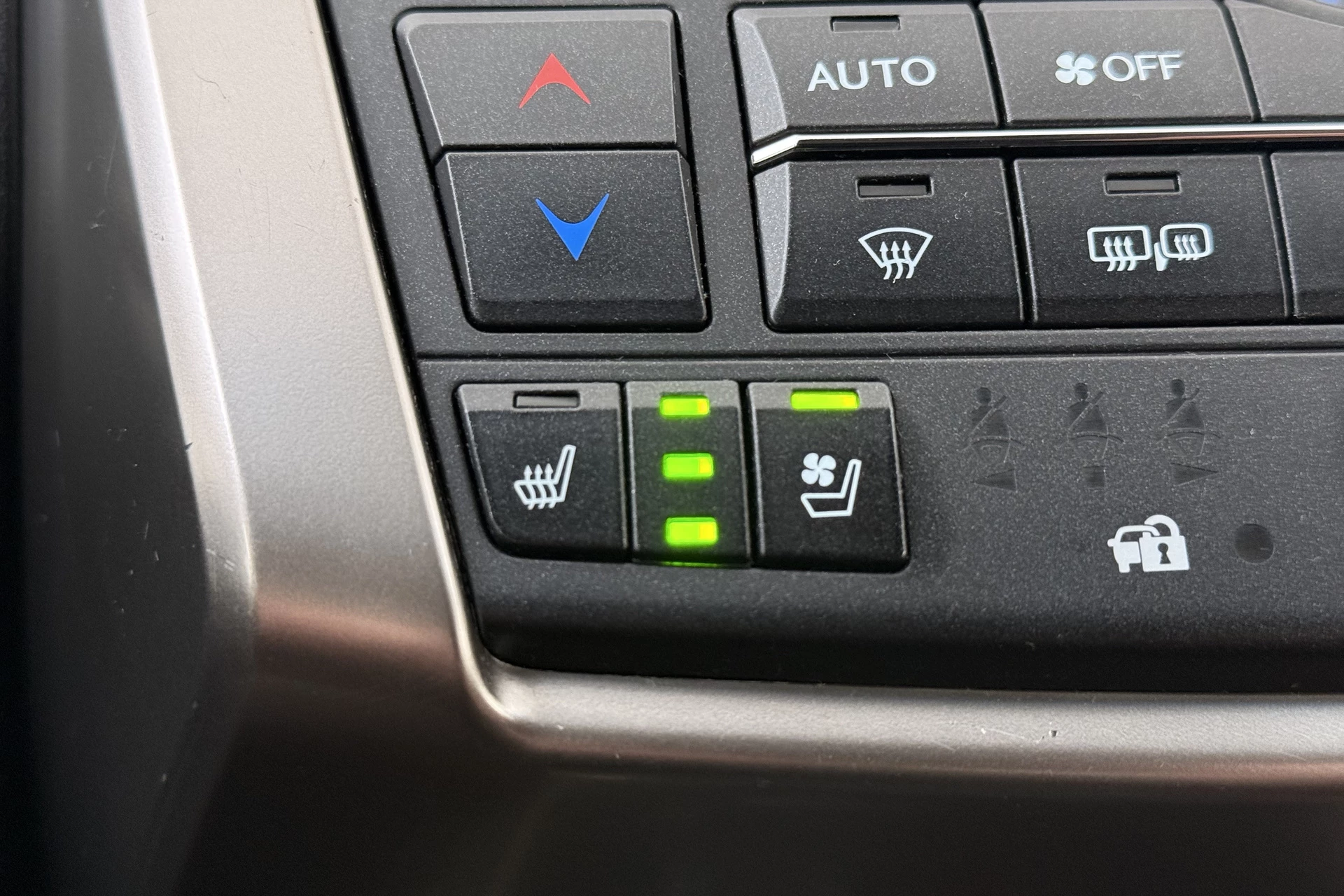 Hoofdafbeelding Lexus NX