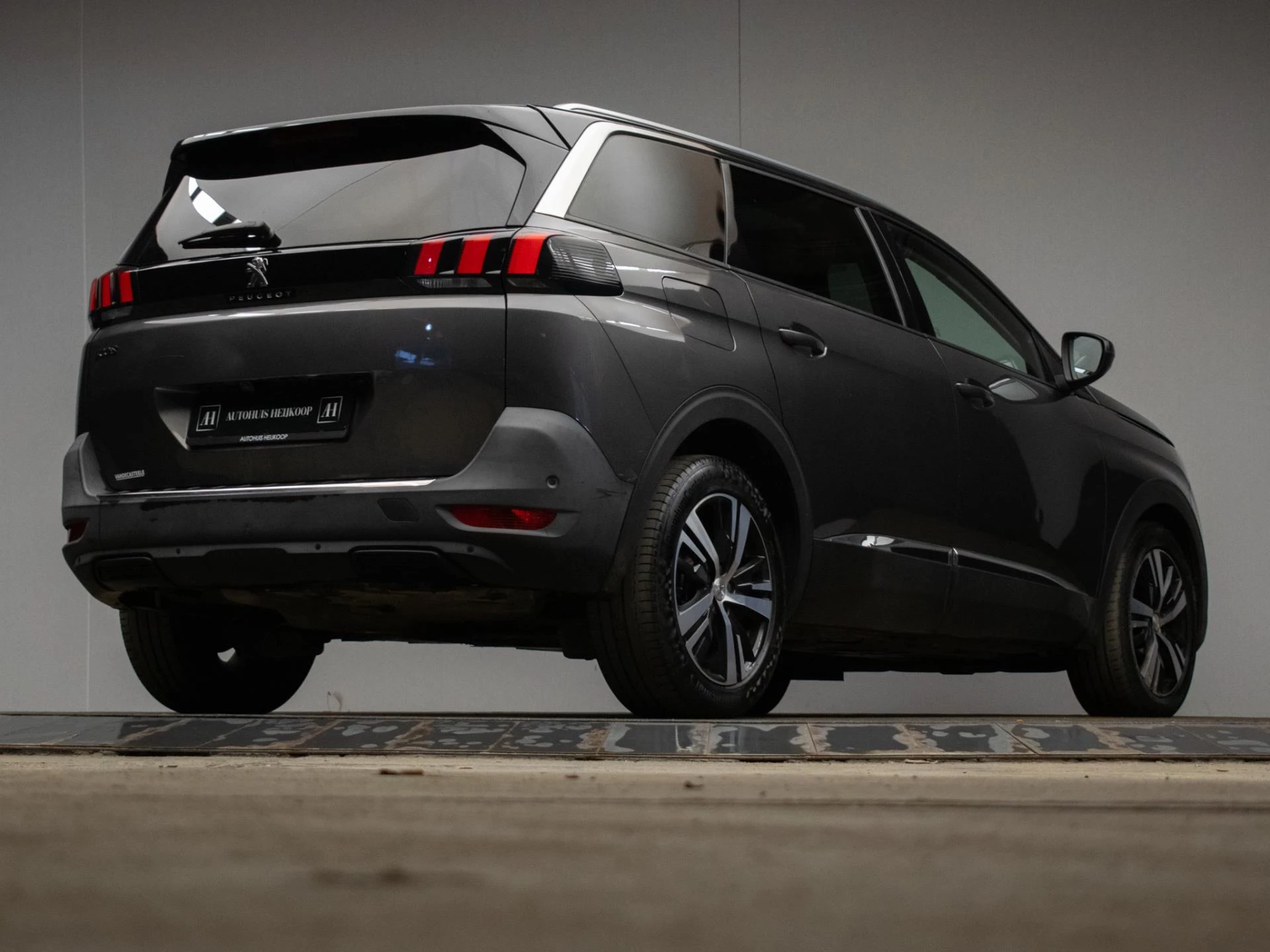 Hoofdafbeelding Peugeot 5008