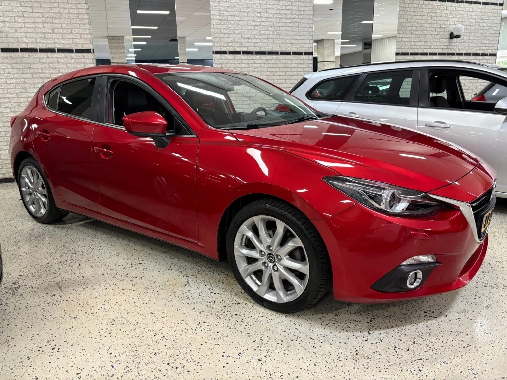 Hoofdafbeelding Mazda 3