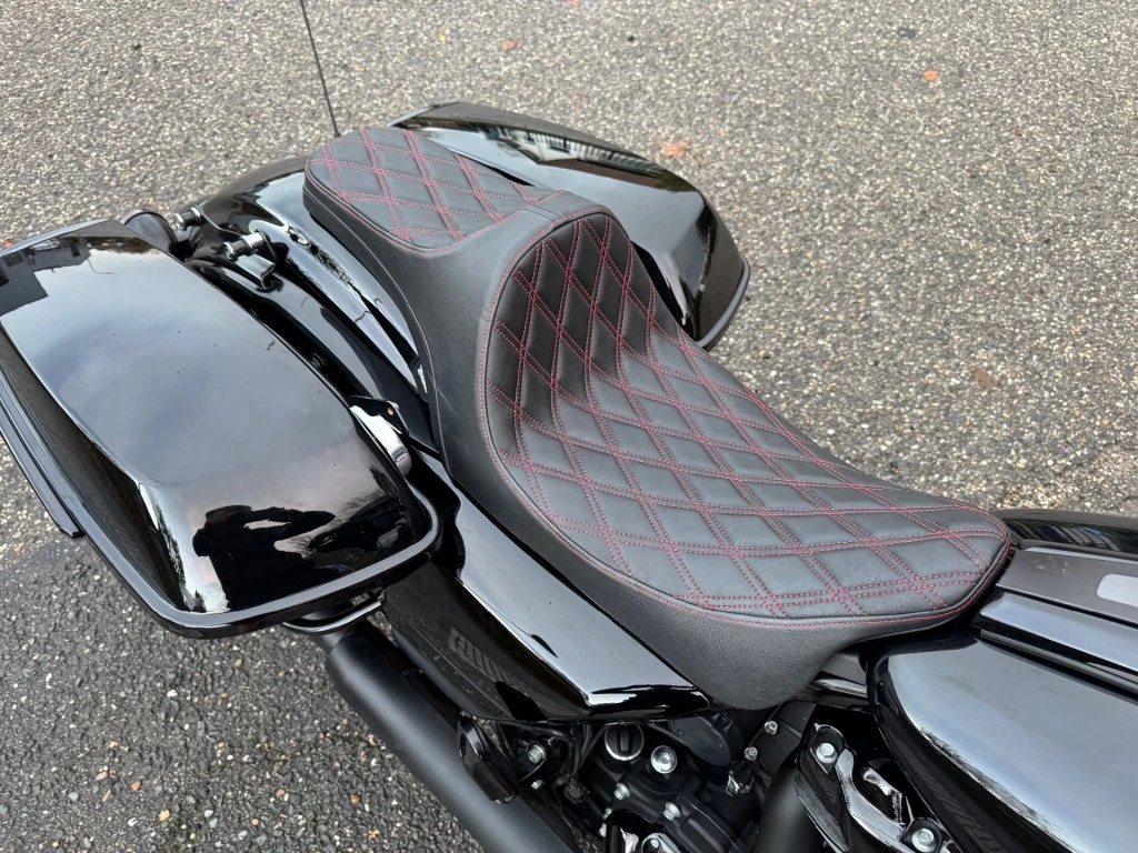 Hoofdafbeelding Harley-Davidson Street Glide