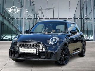 MINI Cooper 1.5 JCW Steptronic-Aut. ** LED, NAVI+, BRUIN LEDER, PANORAMA, KEYLESS, VERW. STUUR ** UNFALFREI - Ex BMW ** ** INFORMEER OOK NAAR ONZE AANTREKKELIJKE FINANCIAL-LEASE TARIEVEN **