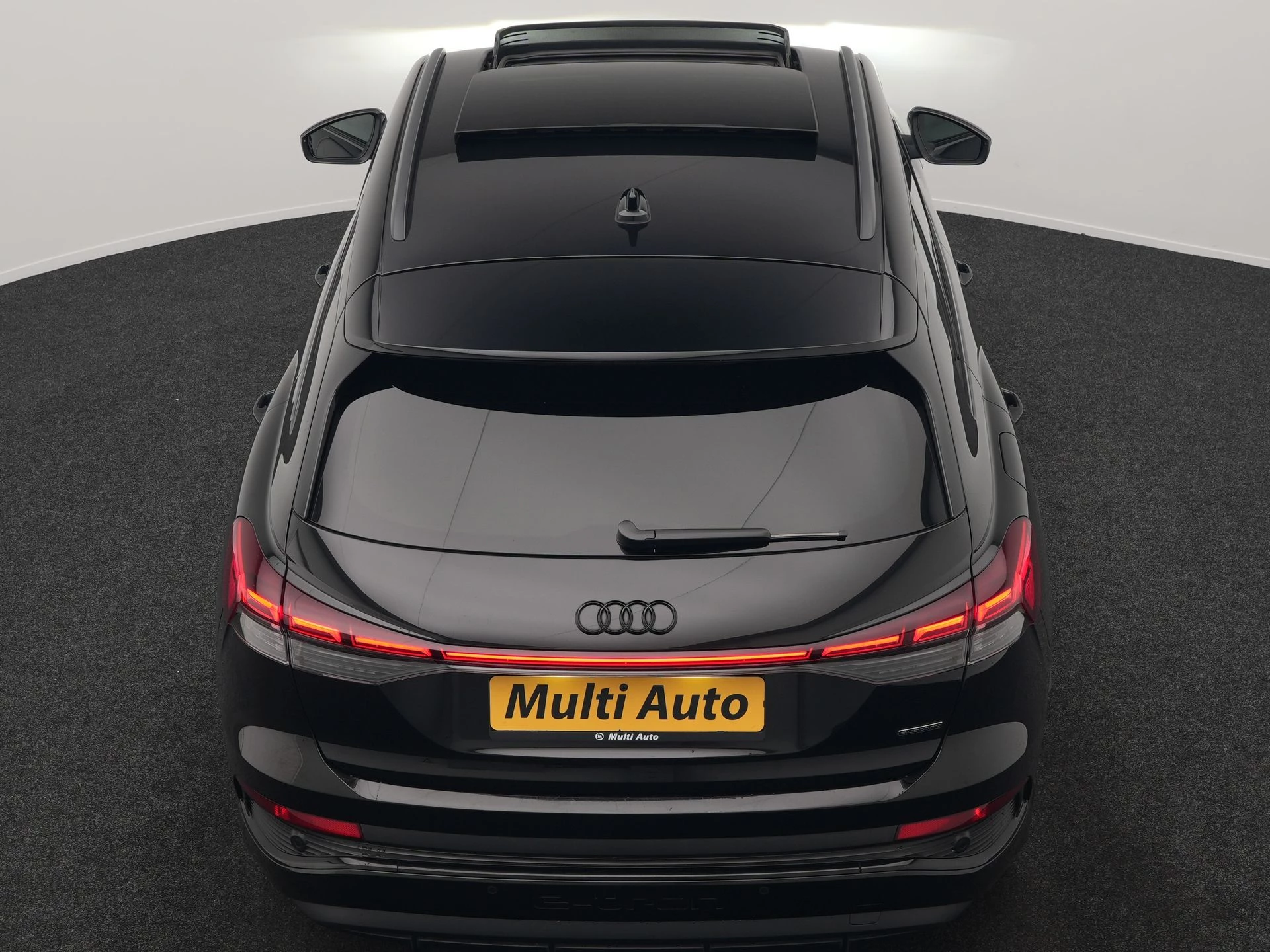 Hoofdafbeelding Audi Q4 e-tron