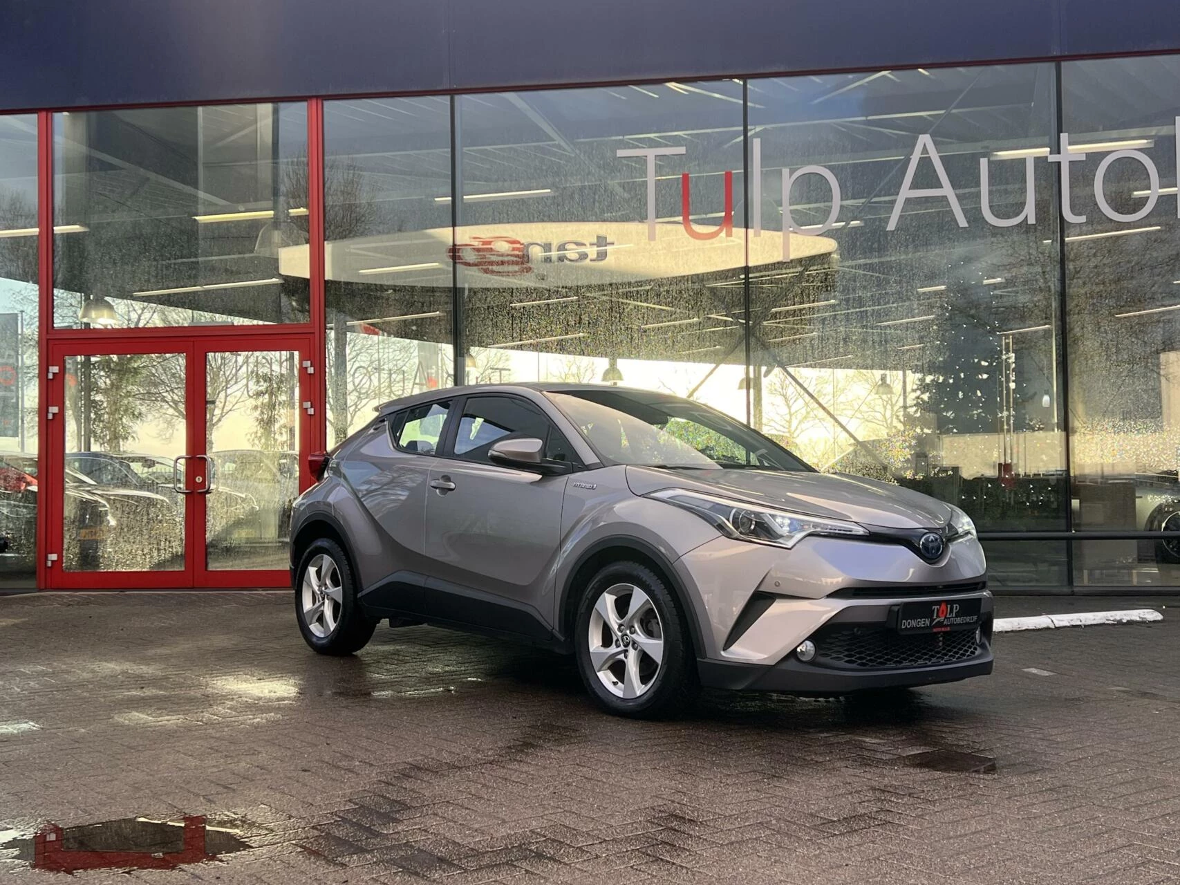 Hoofdafbeelding Toyota C-HR