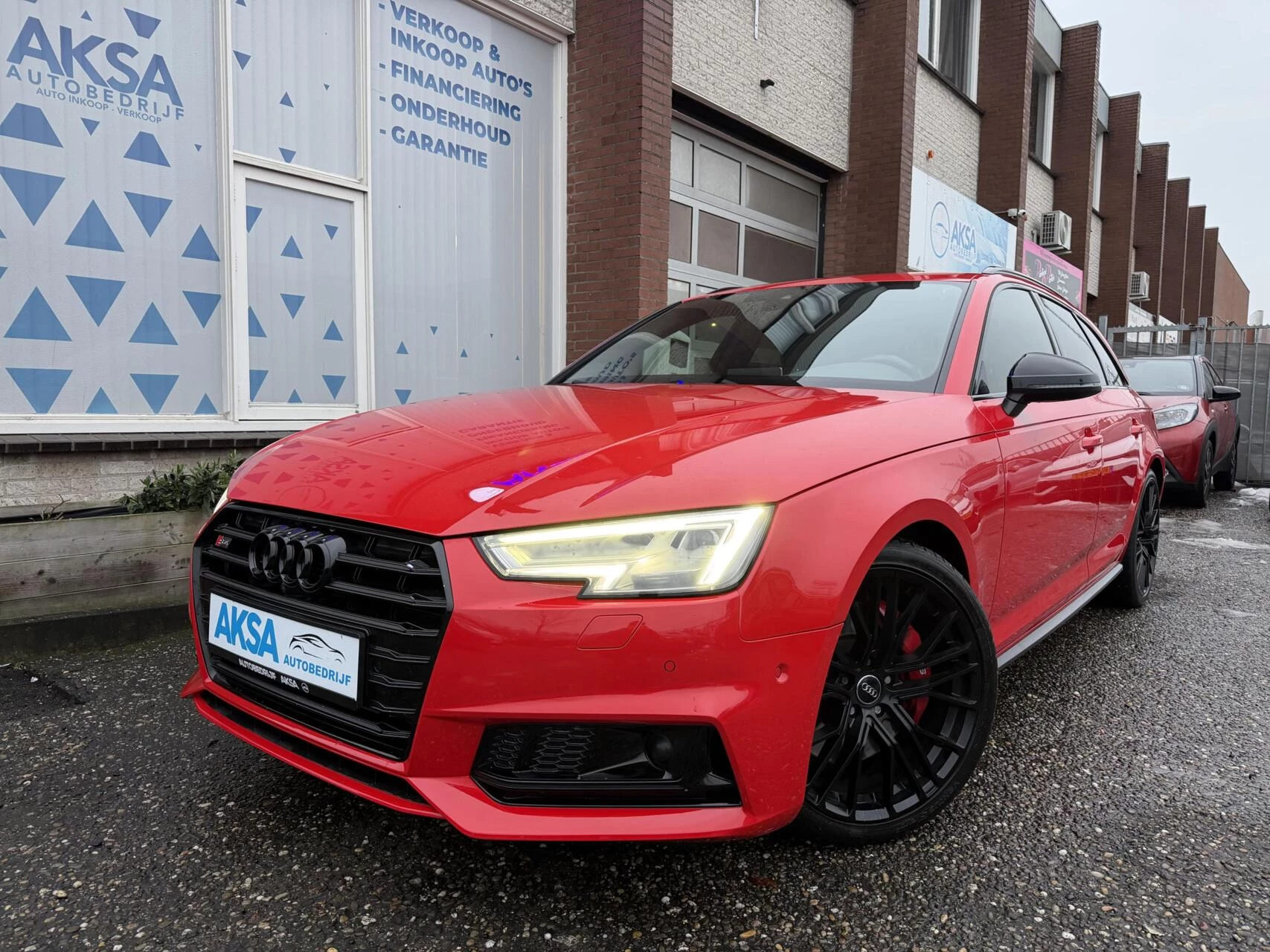 Hoofdafbeelding Audi S4