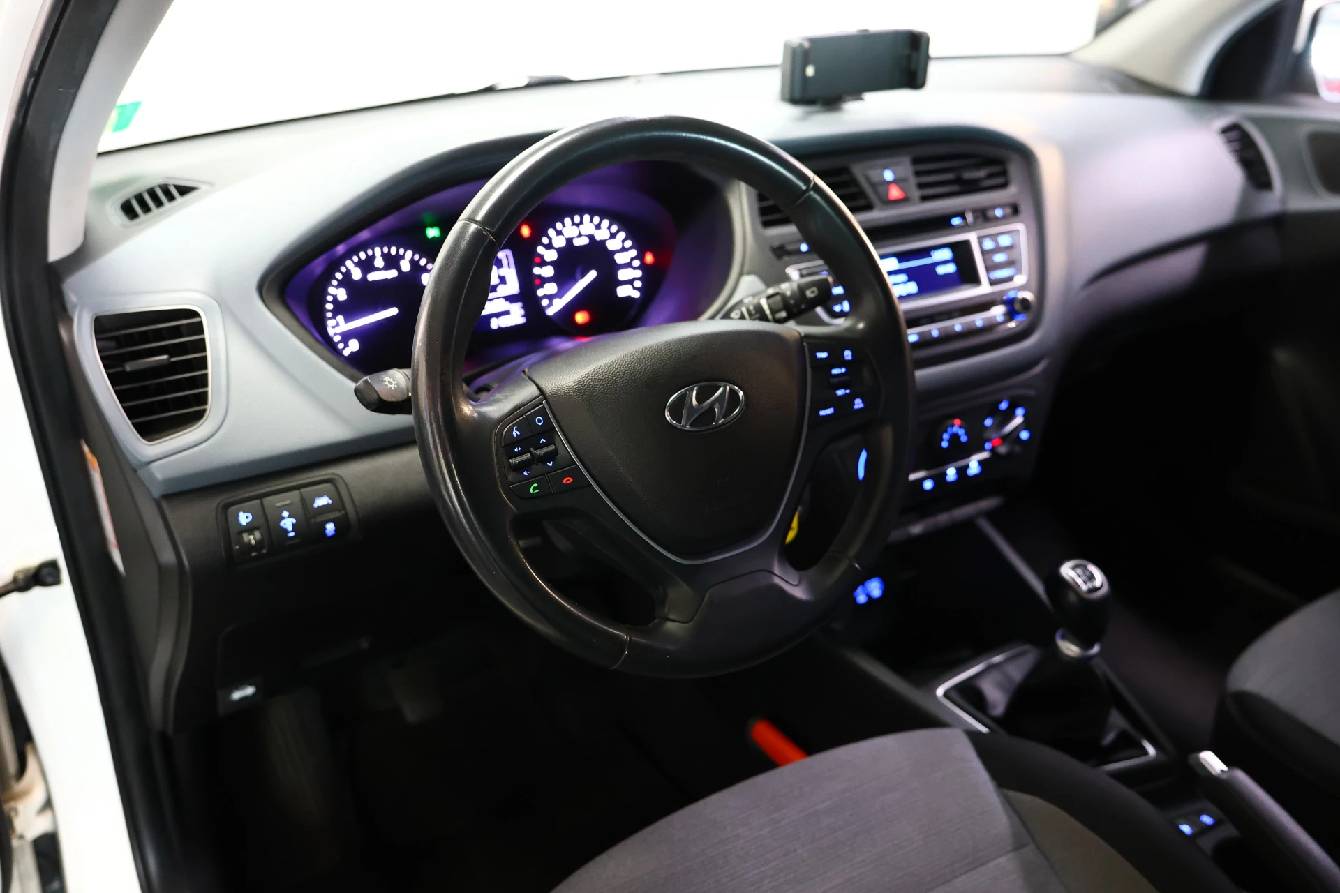 Hoofdafbeelding Hyundai i20