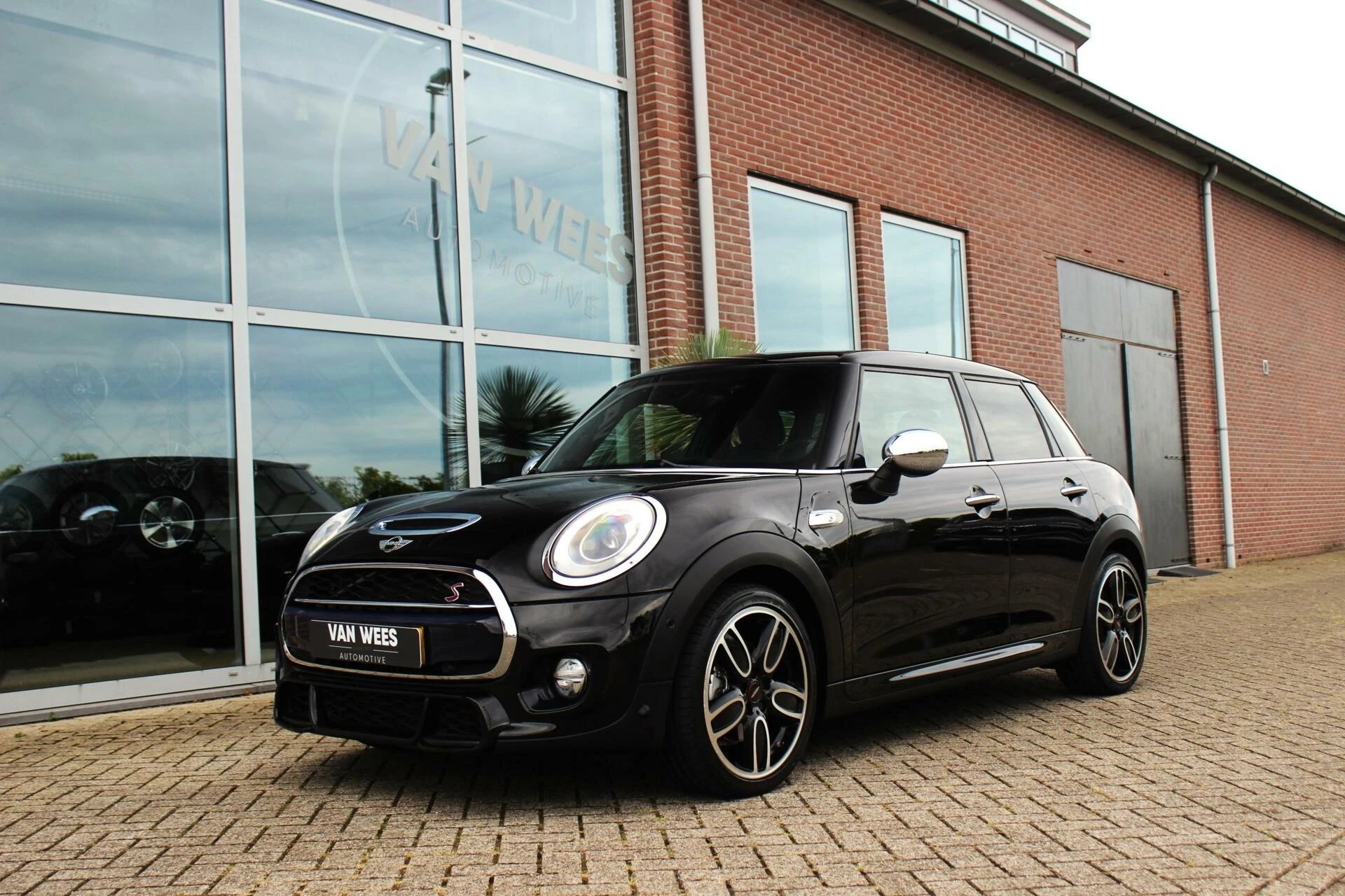 Hoofdafbeelding MINI Cooper S