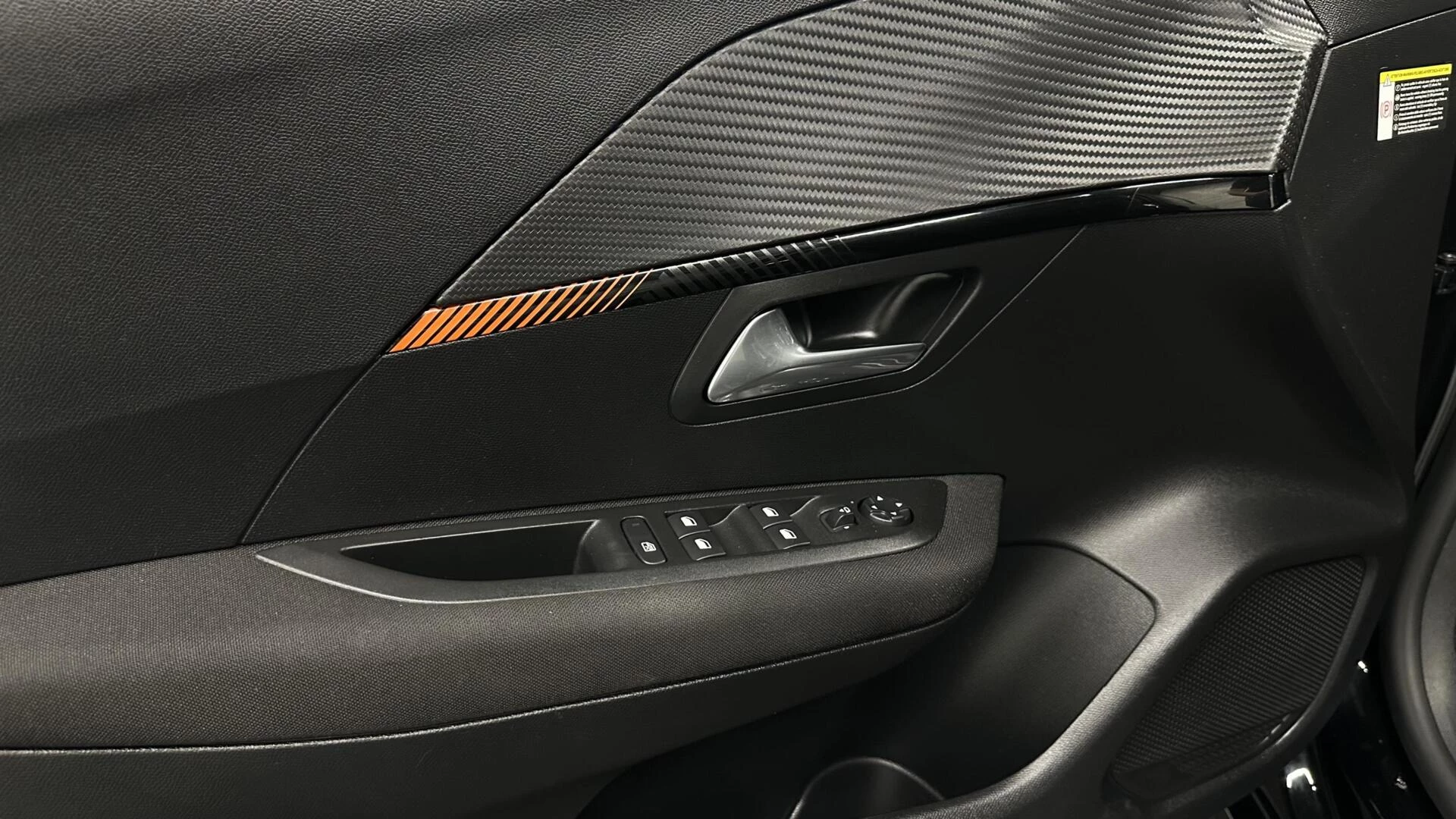 Hoofdafbeelding Peugeot e-208