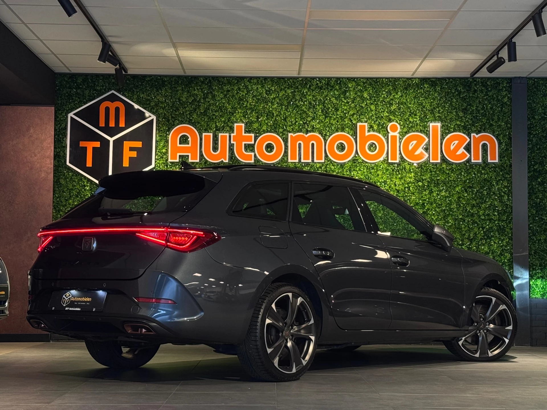 Hoofdafbeelding CUPRA Leon Sportstourer