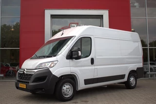 Hoofdafbeelding Citroën Jumper Citroen Jumper 2.2 BlueHDi 120PK L2H2 3.0t | APPLE CARPLAY/ANDROID AUTO | CRUISE | AIRCO | TREKHAAK | NIEUWE BUS! |